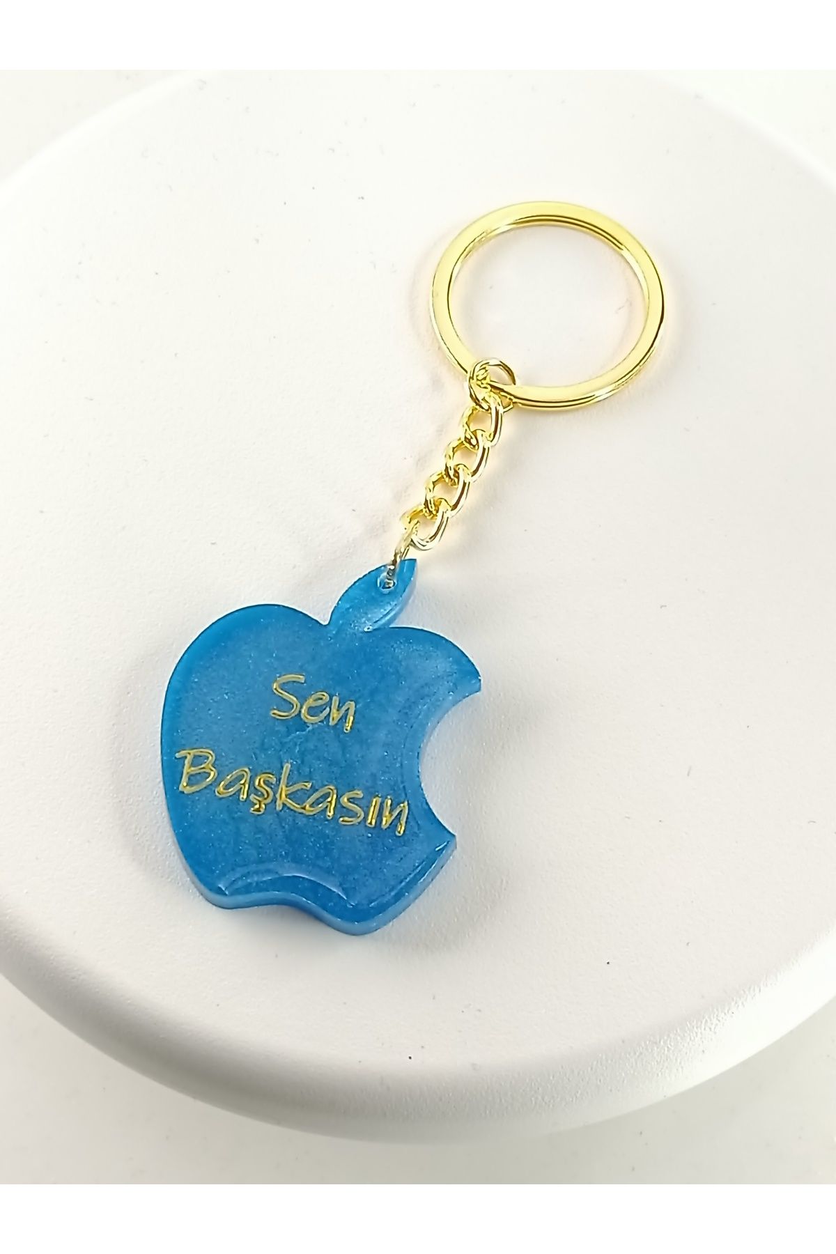 NEXOAKSESUAR Sen Başkasın Yazılı El Yapımı Epoksi Anahtarlık – Anlamlı ve Özel Hediye Seçeneği - Kişiye Özel