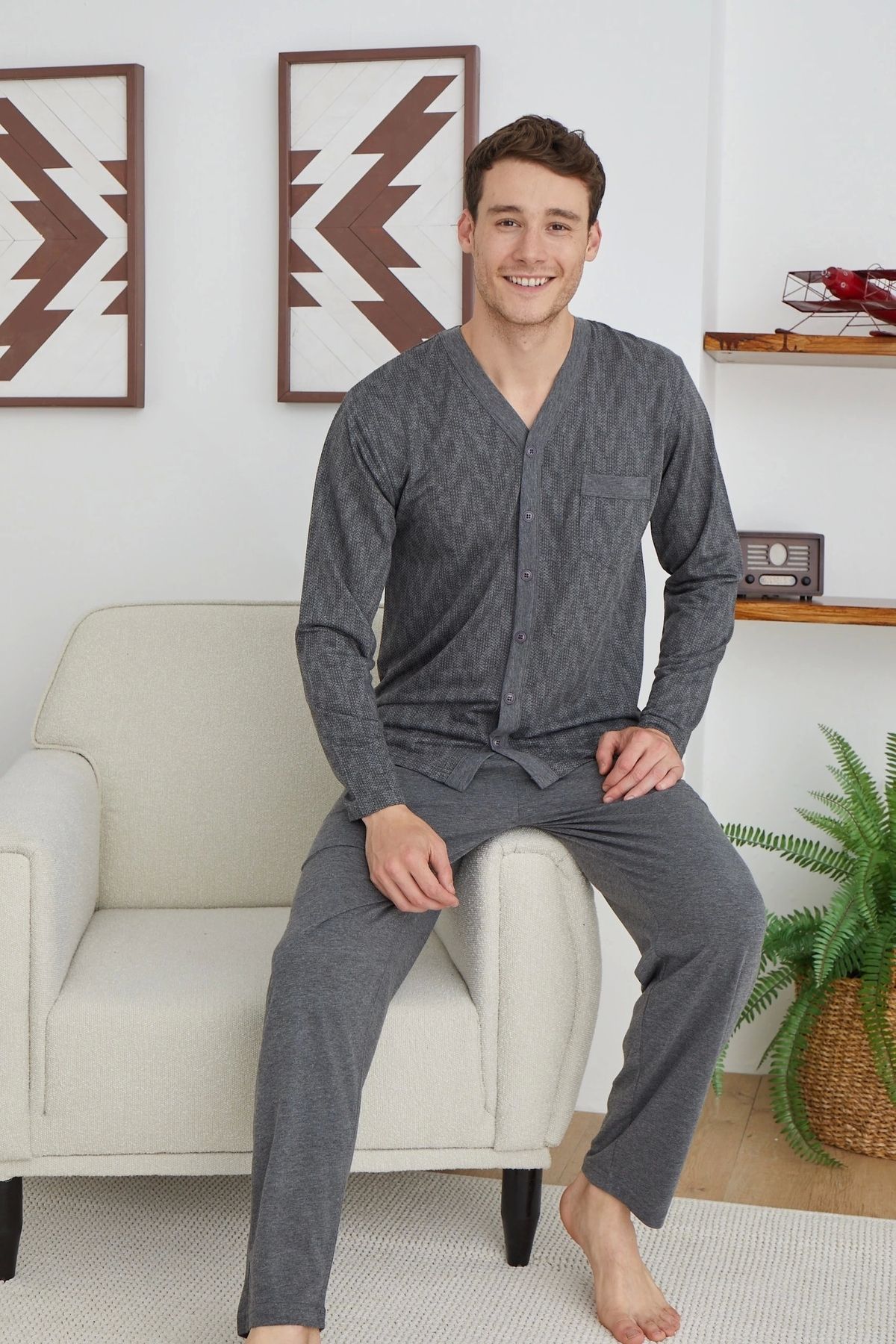 GiyimCity Erkek V Yaka Boydan Düğmeli Pijama Takımı