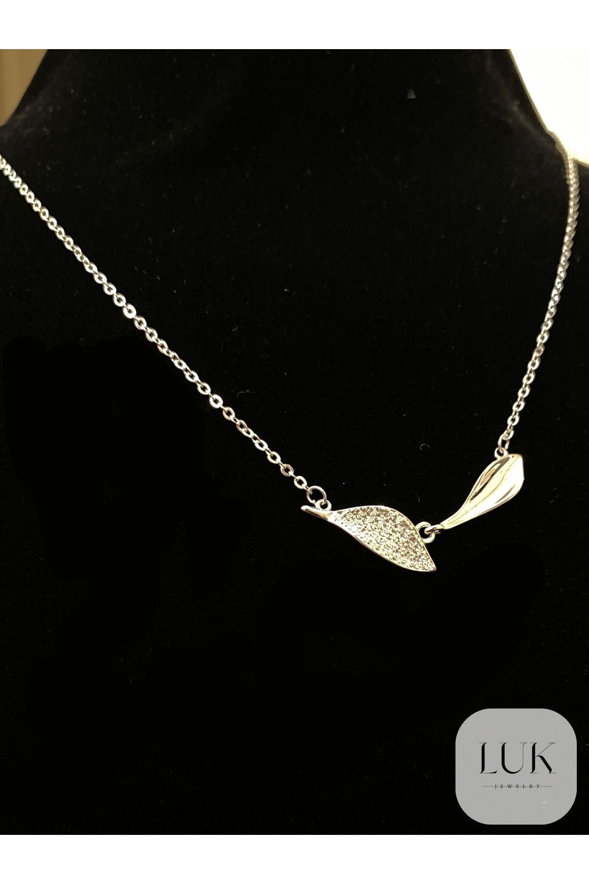 LUK JEWERLY 925 AYAR GÜMÜŞ TAŞLI KOLYE