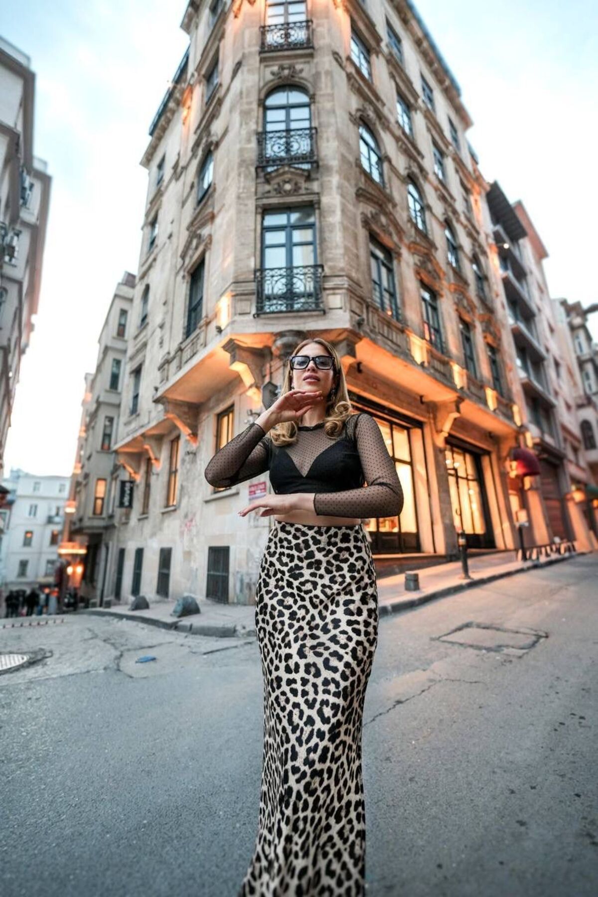 MODA Zra Modeli Leopar Desenli İpek Saten Etek