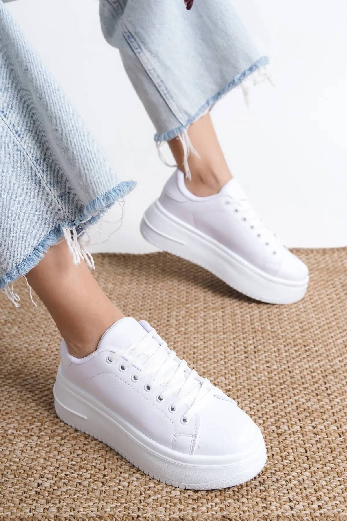 MRSO SHOES Derek Beyaz Bağcıklı Mat Deri Kadın Spor Ayakkabı