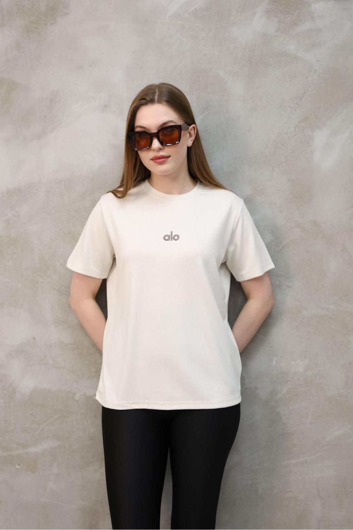 MV Nuve Tshirt