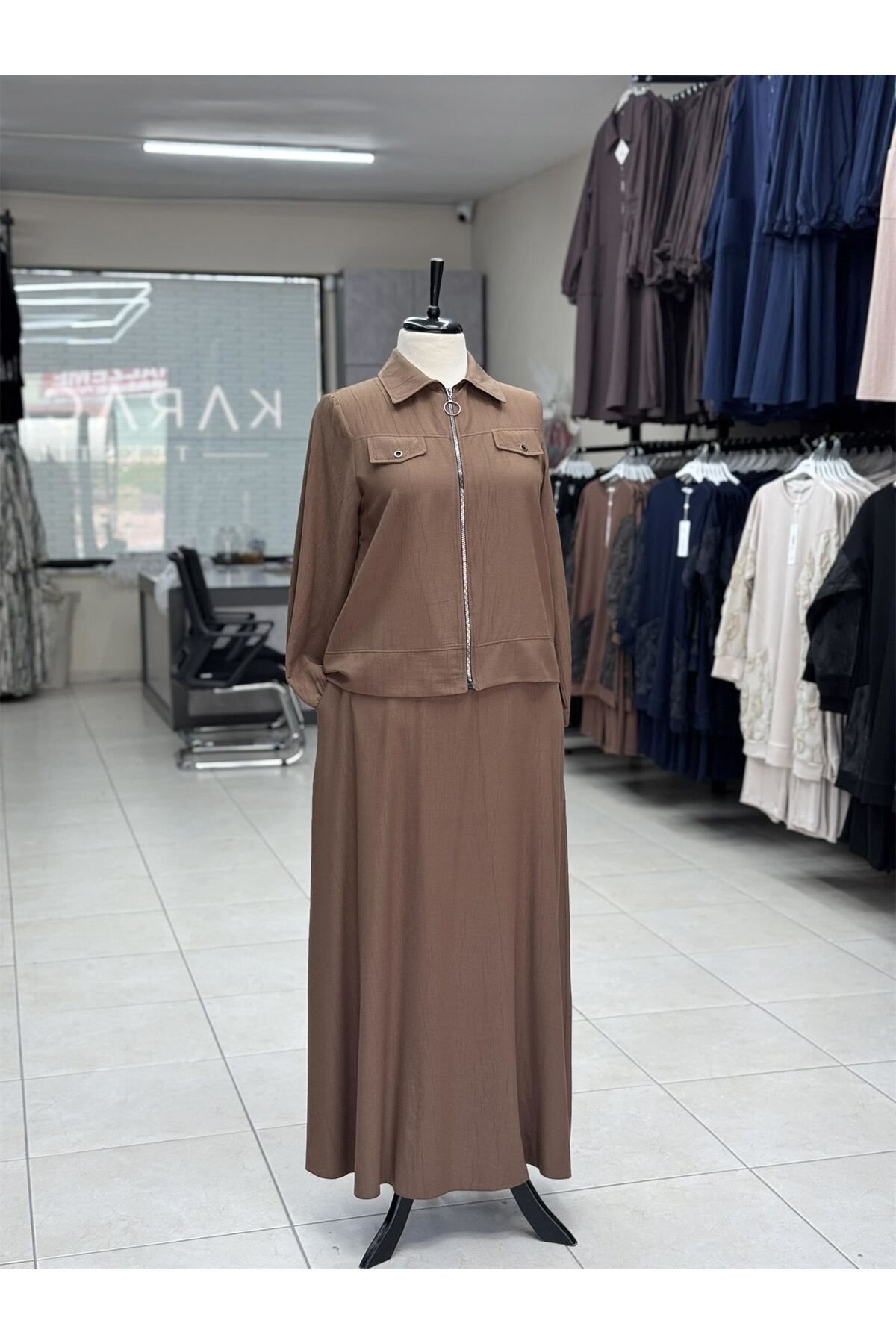 LARCH EXCLUSİVE ÇİLEK ETEKLİ 2'Lİ TAKIM