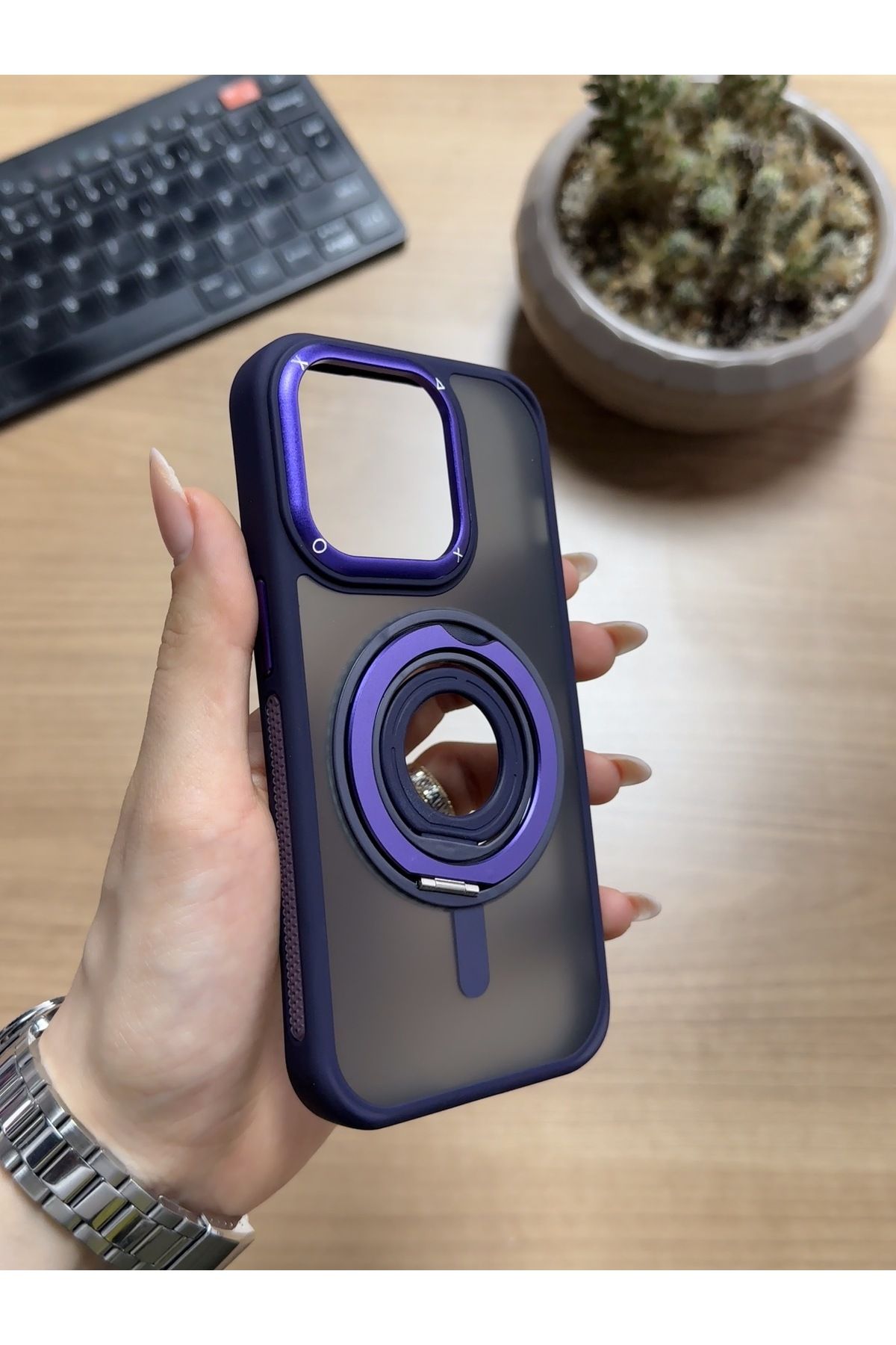 MTL iPhone 14 Pro Standlı Ve Yüzüklü MagSafe Kılıf Soocase721