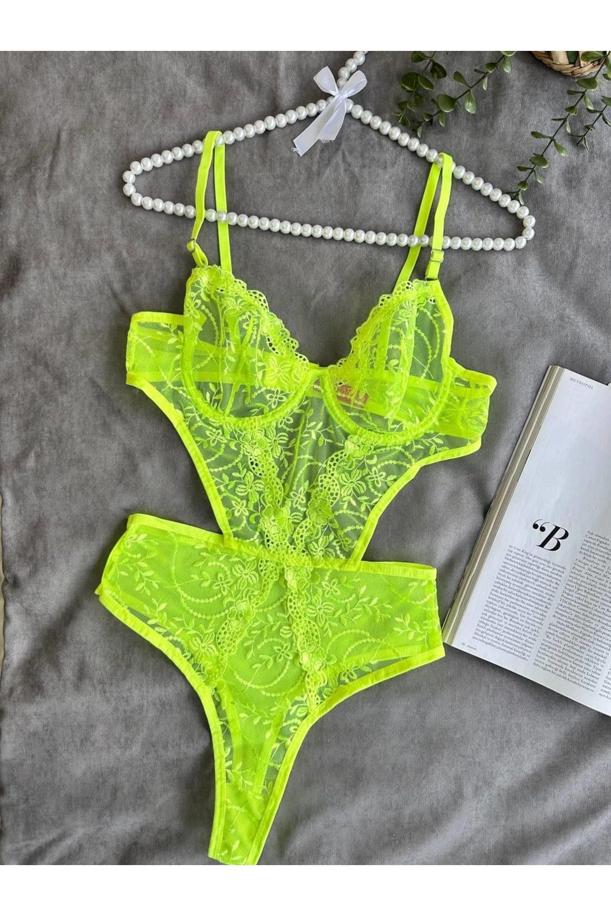 bamido Çiçek Desenli Yeşil Bodysuit