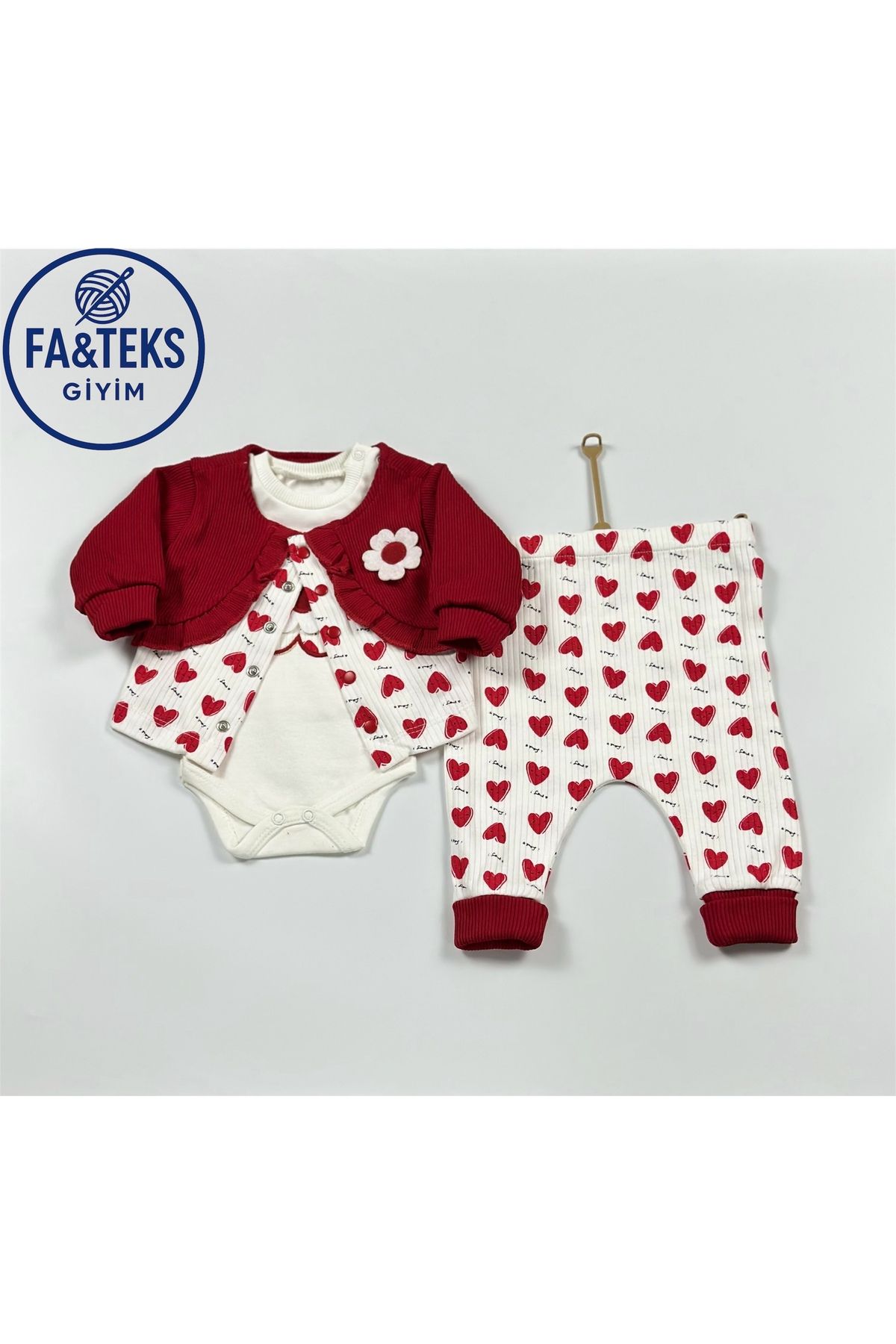 PAKEL KİDS Yenidoğan Kalp Desenli Kız Bebek Takımı 3'lü |Ceket|Çıtçıtlı Üst|Pantolon|