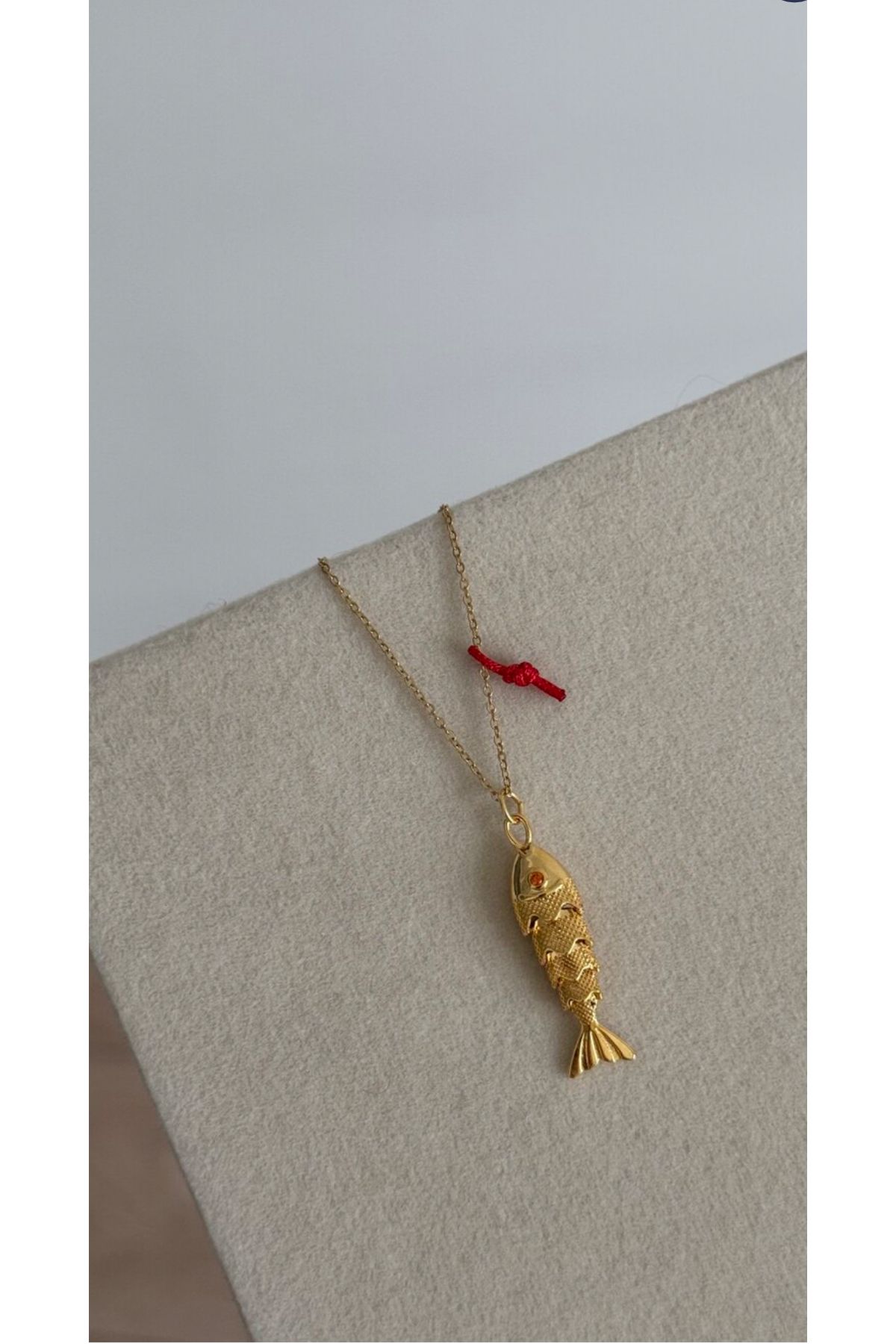 Mojo Jewellery Çelik kırmızı gözlü oynar balık kolye