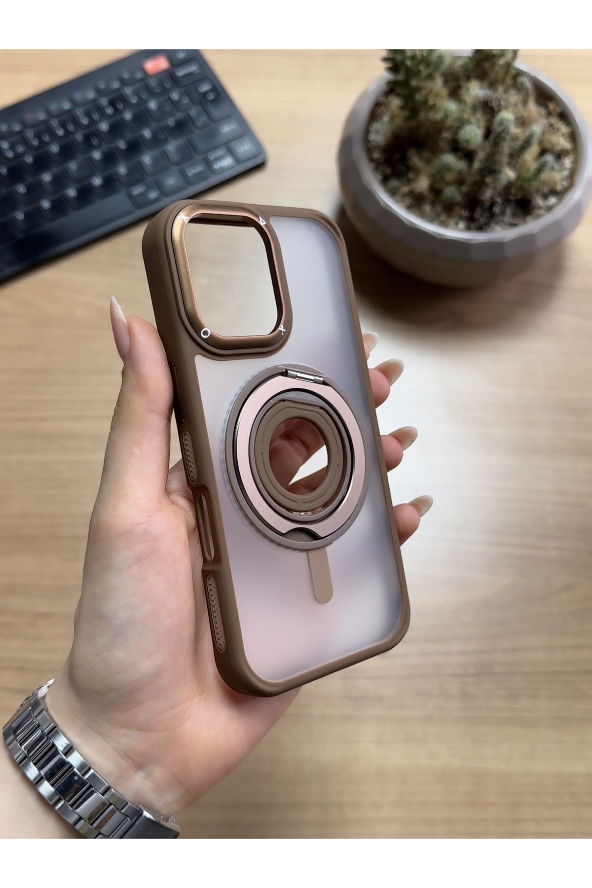MTL iPhone 16 Standlı Ve Yüzüklü MagSafe Kılıf Soocase721