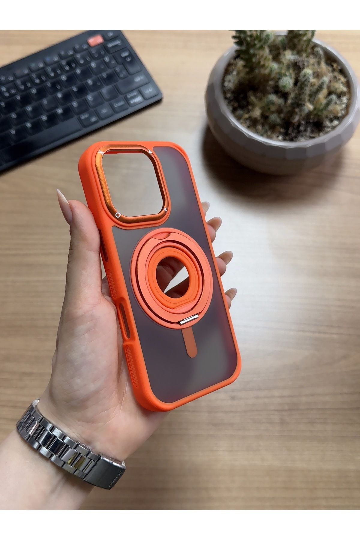 MTL iPhone 16 Standlı Ve Yüzüklü MagSafe Kılıf Soocase721