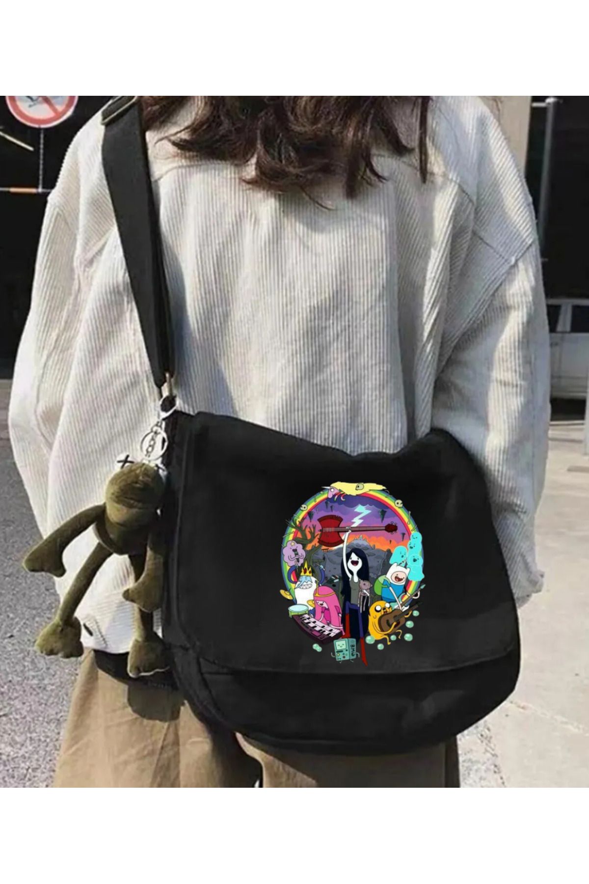 Touz Moda Adventure Time Siyah Postacı Çantası