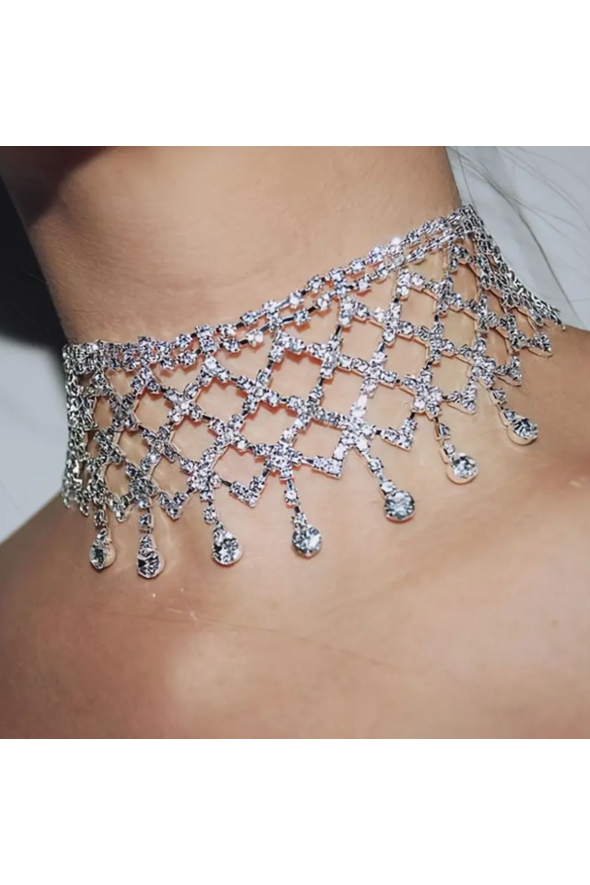 SE Jewellery Collection Selin Ersoy Gümüş Kaplama Yapay Elmas Örgü Şekli Kısa Sallantılı Gerdanlık Kolye İçi Boş Püskül Choker Kolye