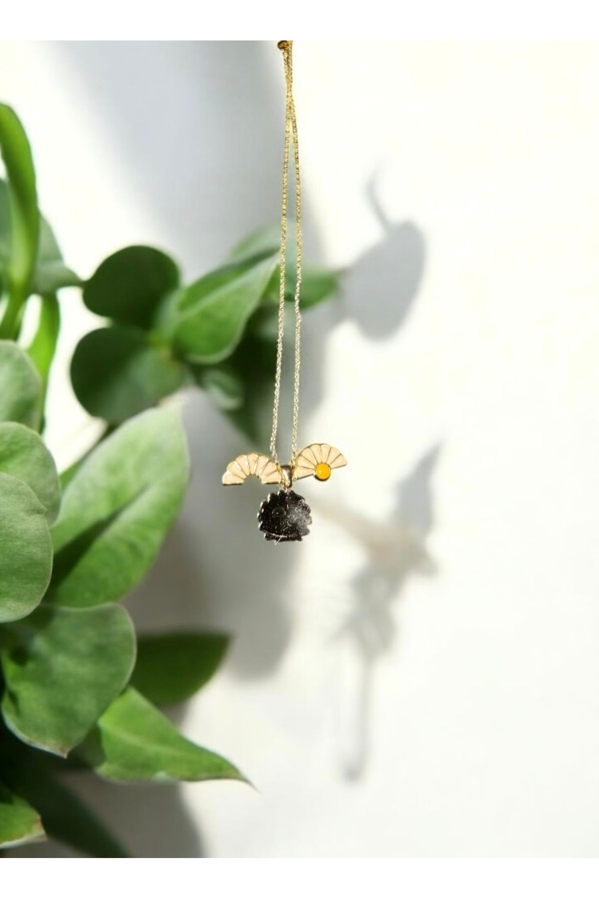 shop Açılır Papatya Kolye