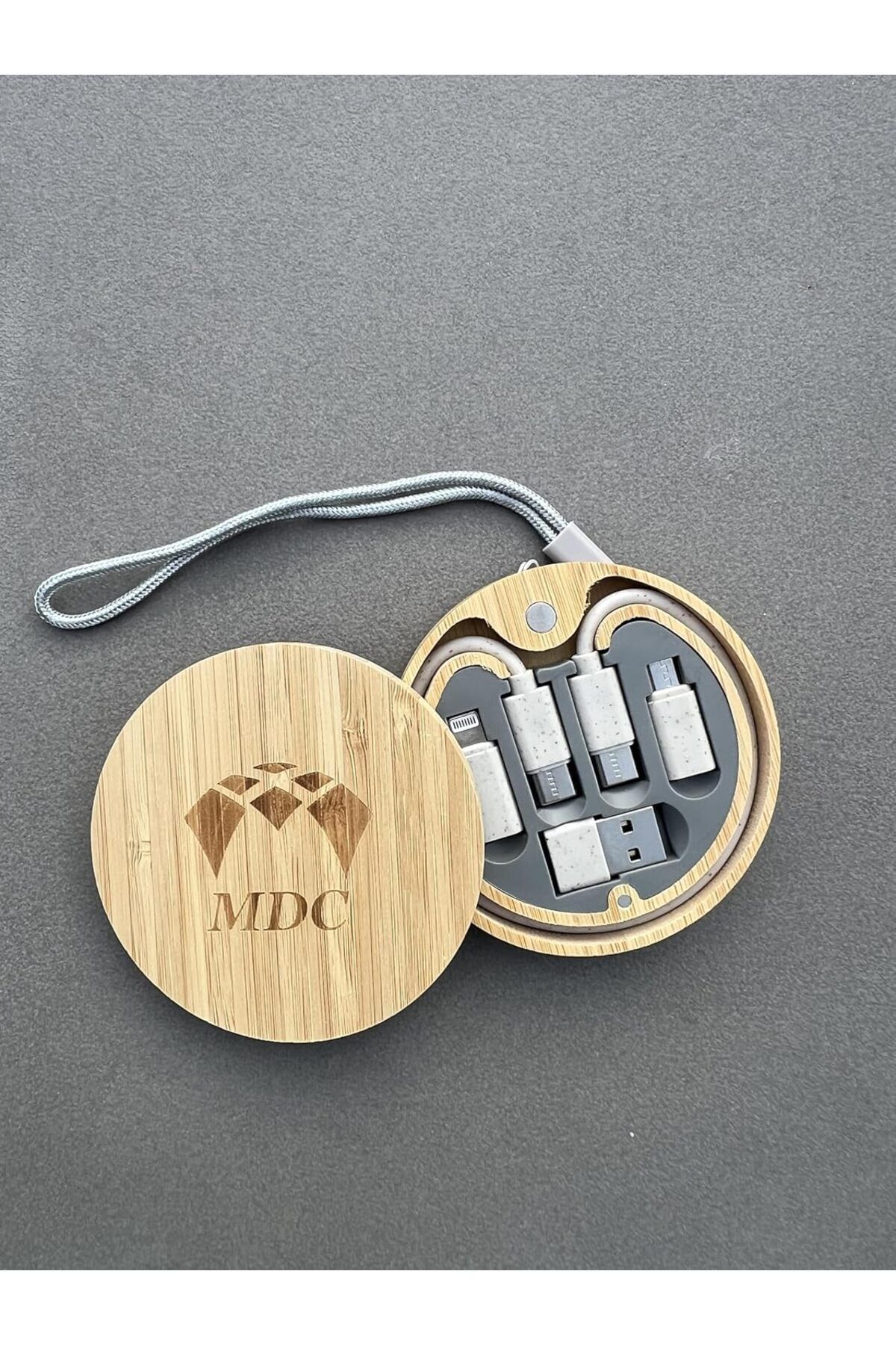MDC-صندوق تخزين كابلات البيانات متعدد الاستخدامات من الخيزران، شحن سريع 60 وات للهواتف الذكية والأجهزة اللوحية 3