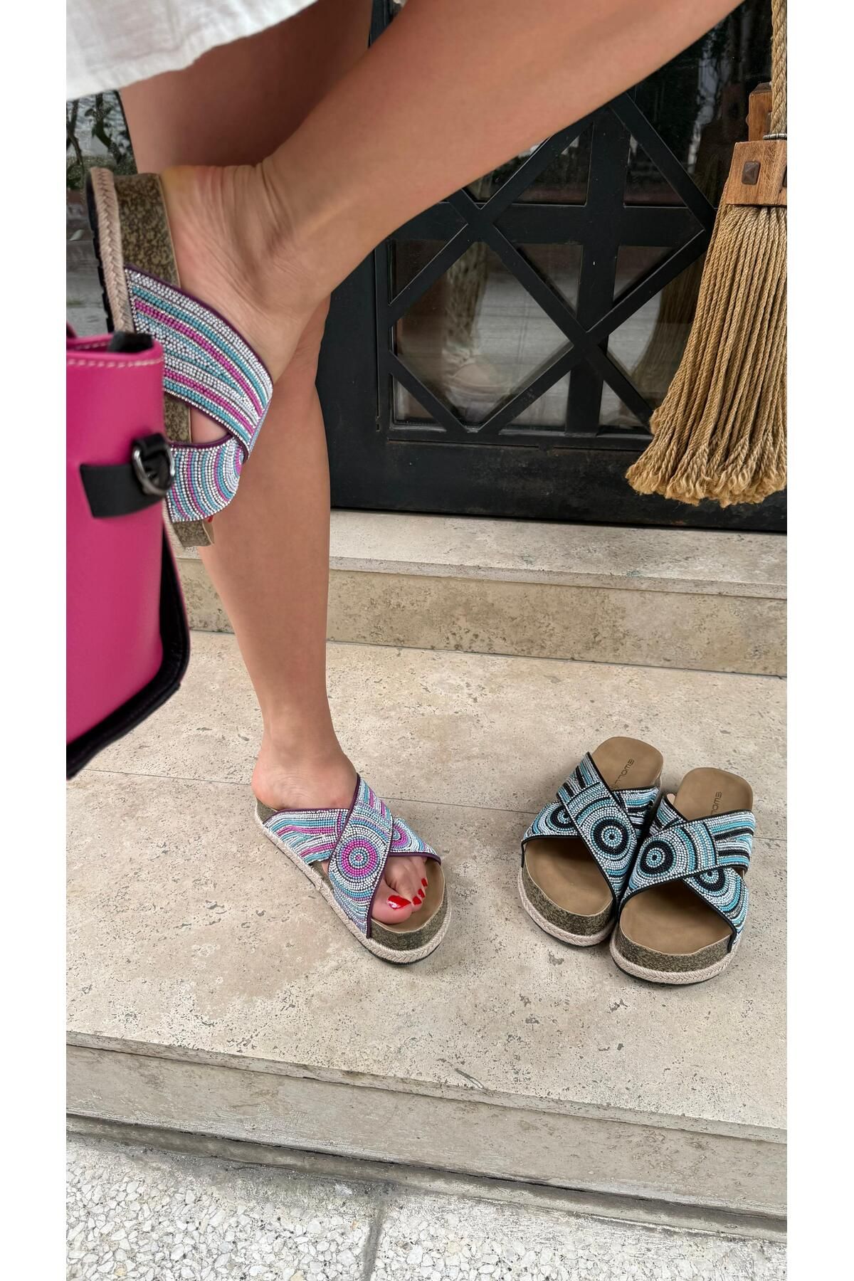 by emine eren emotion shoes May Taşlı Çapraz Bantlı Terlik