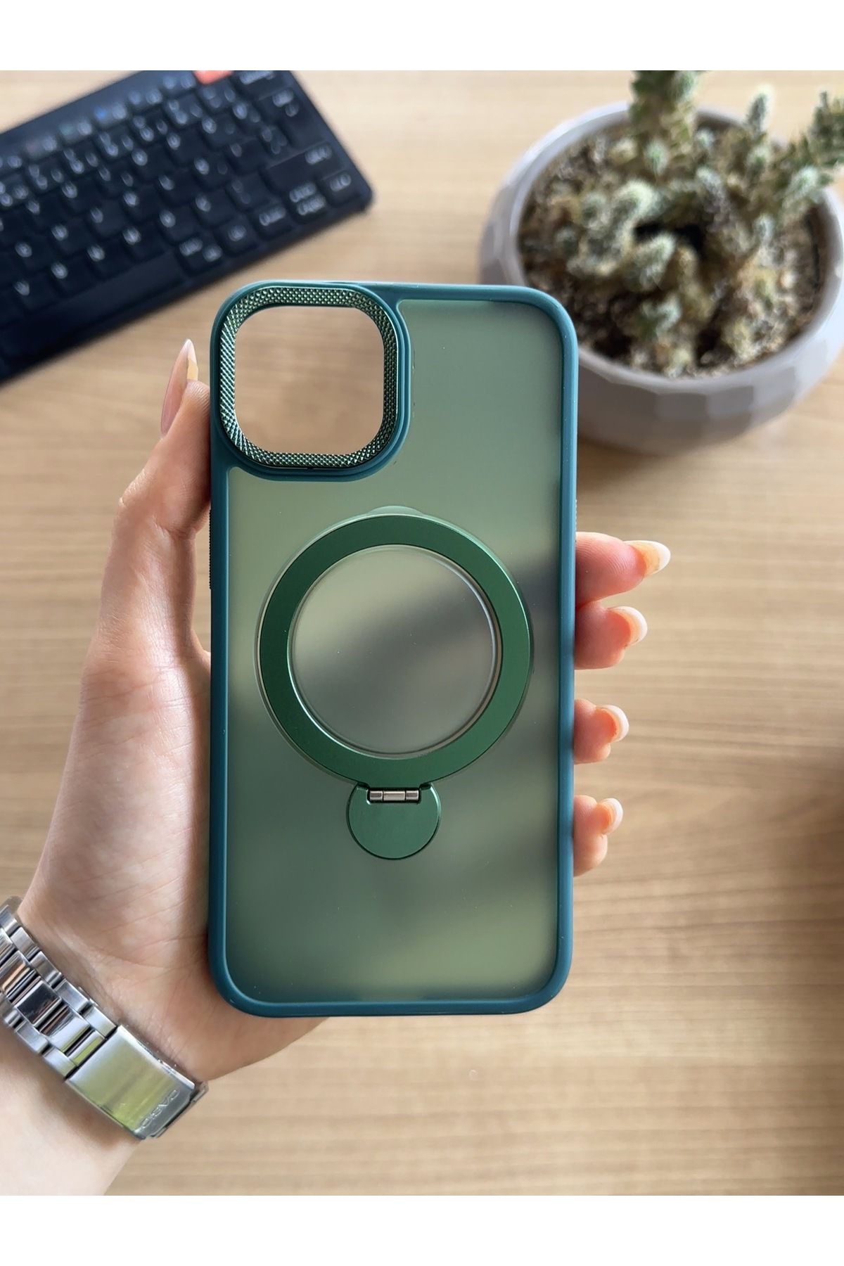 MTL iPhone 12/12 Pro Standlı Ve MagSafe Kılıf Soocase622