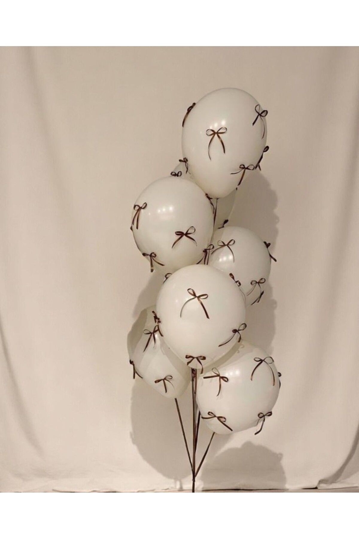 PartyPoo 10'lu Kum Beji Balon Ve Kahverengi Fiyonklu Doğum Günü Seti - Bride To Be Parti Seti Kurdeleli Balon