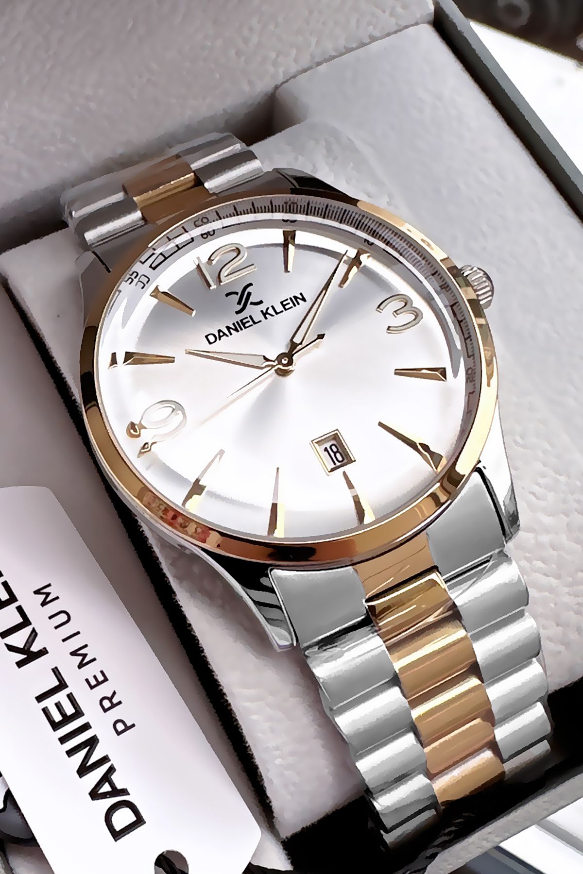 Daniel Klein Premium Hediyelik Erkek Kol Saati Su Geçirmez İki Renk Çelik Kordon Hediye Bileklik DKE2127C2