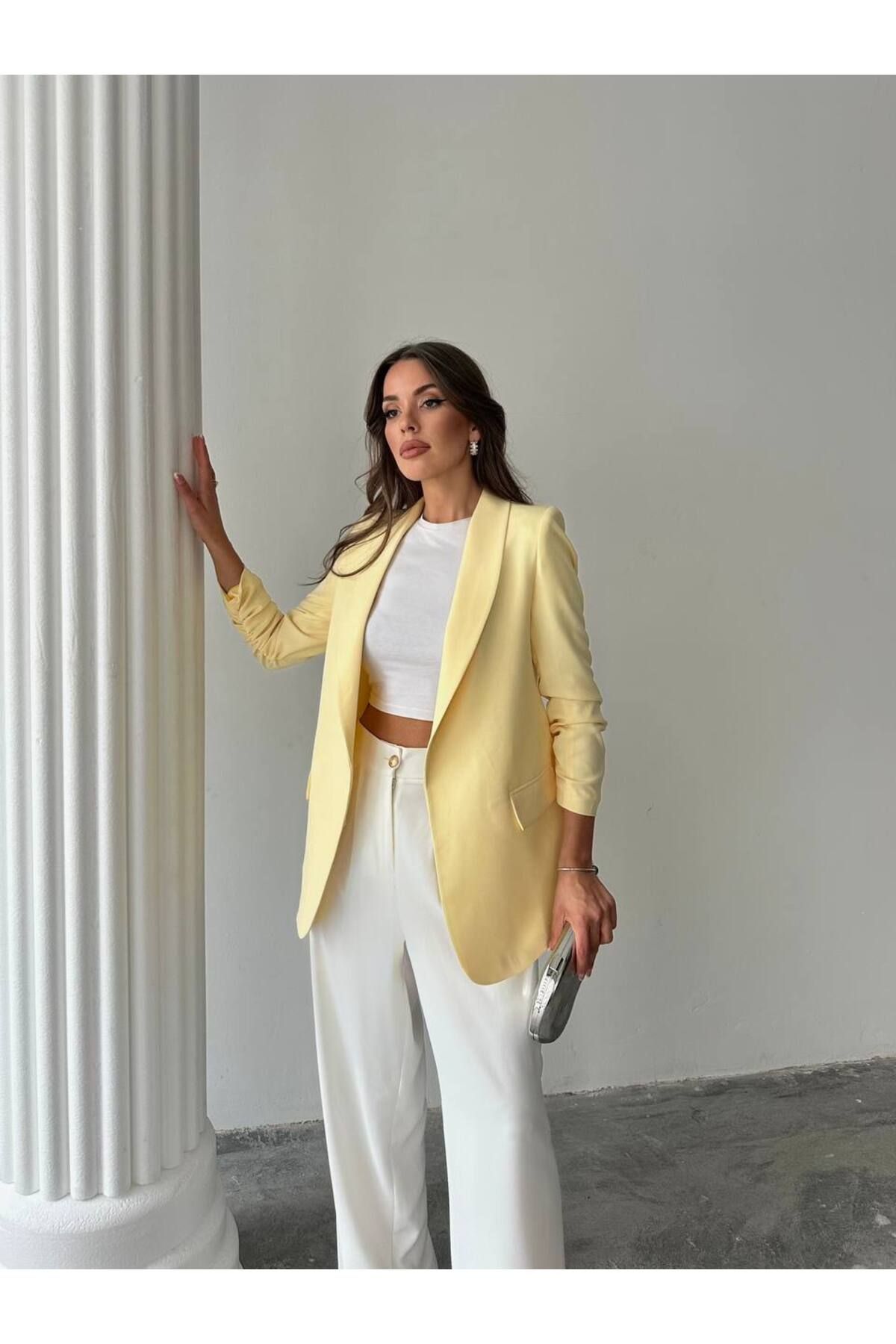CinneMadonna Kadın Sarı Kolubüzgülü Blazer Ceket