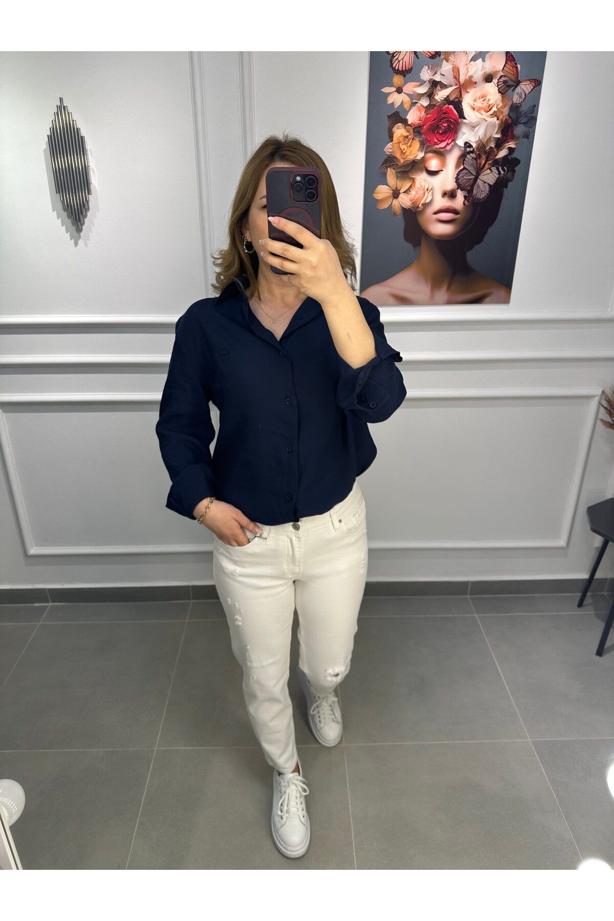 Butik Kadın beyaz yırtık detay denim