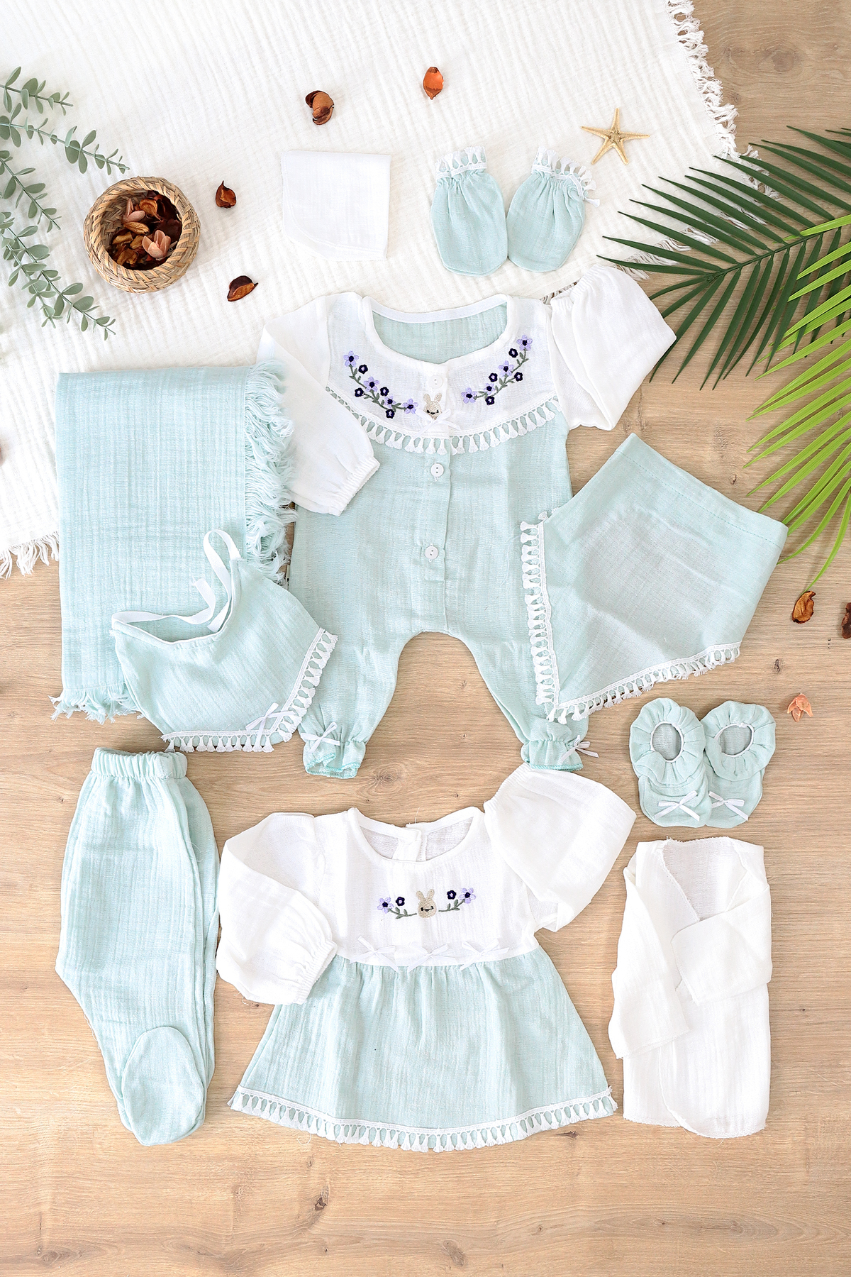 Sitilin Kız Bebek Yenidoğan Müslin Yeşil 10 Lu Lüks Hastane Çıkışı Zıbın Seti STL6990 fotoğrafı 2 (önizleme)