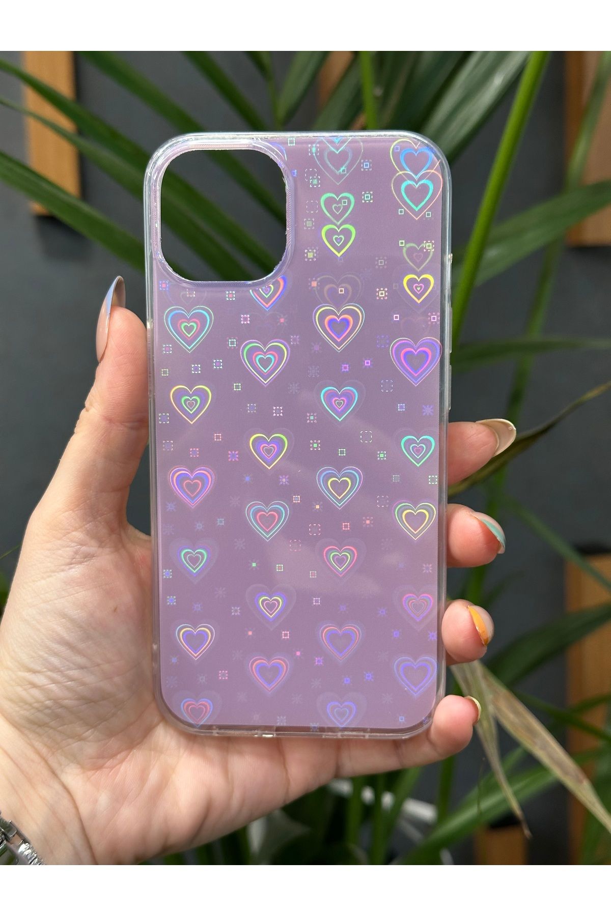 Qans Bilisim İphone 13 Mor Hologramlı ve Kalpli Silikon Kılıf