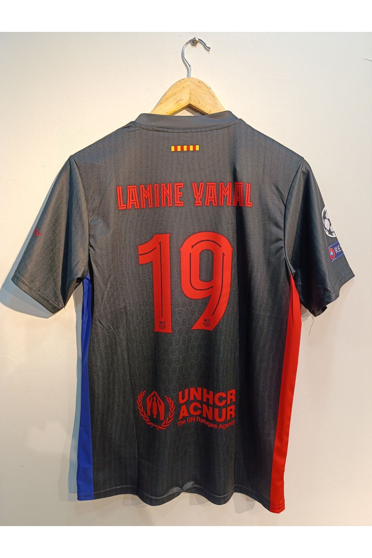 GALLUMA BARCELONA LAMİNE YAMAL 19 YENİ SEZON SİYAH YETİŞKİN FUTBOL FORMA