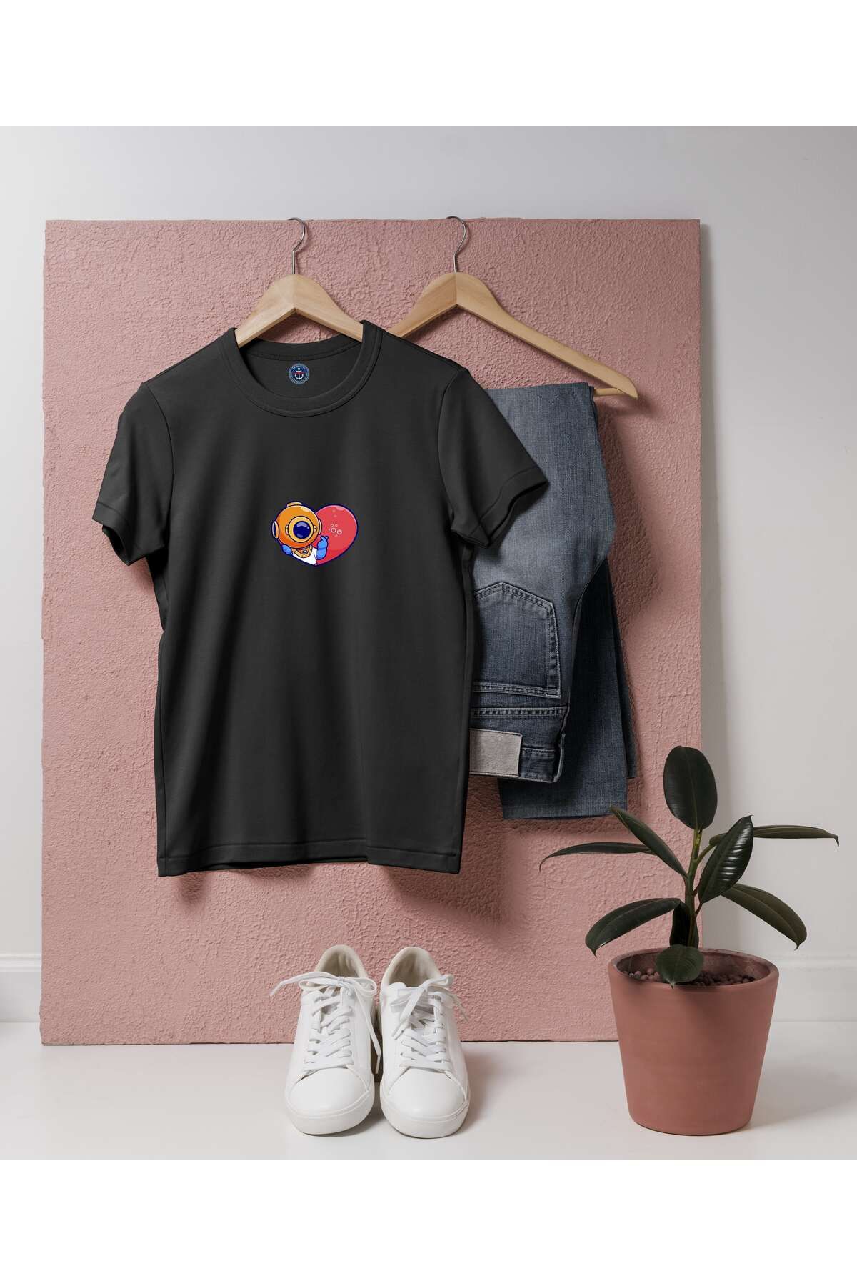 bahriyeli.jpeg Oversize Kalp içinde Dalgıç / Diver Tasarım unisex T-shirt