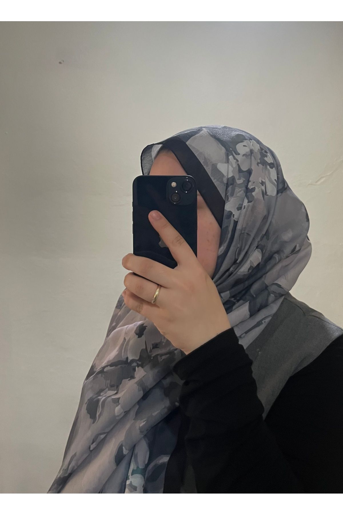 BOUTİCON Çiçek Desenli Siyah Pamuklu Şal