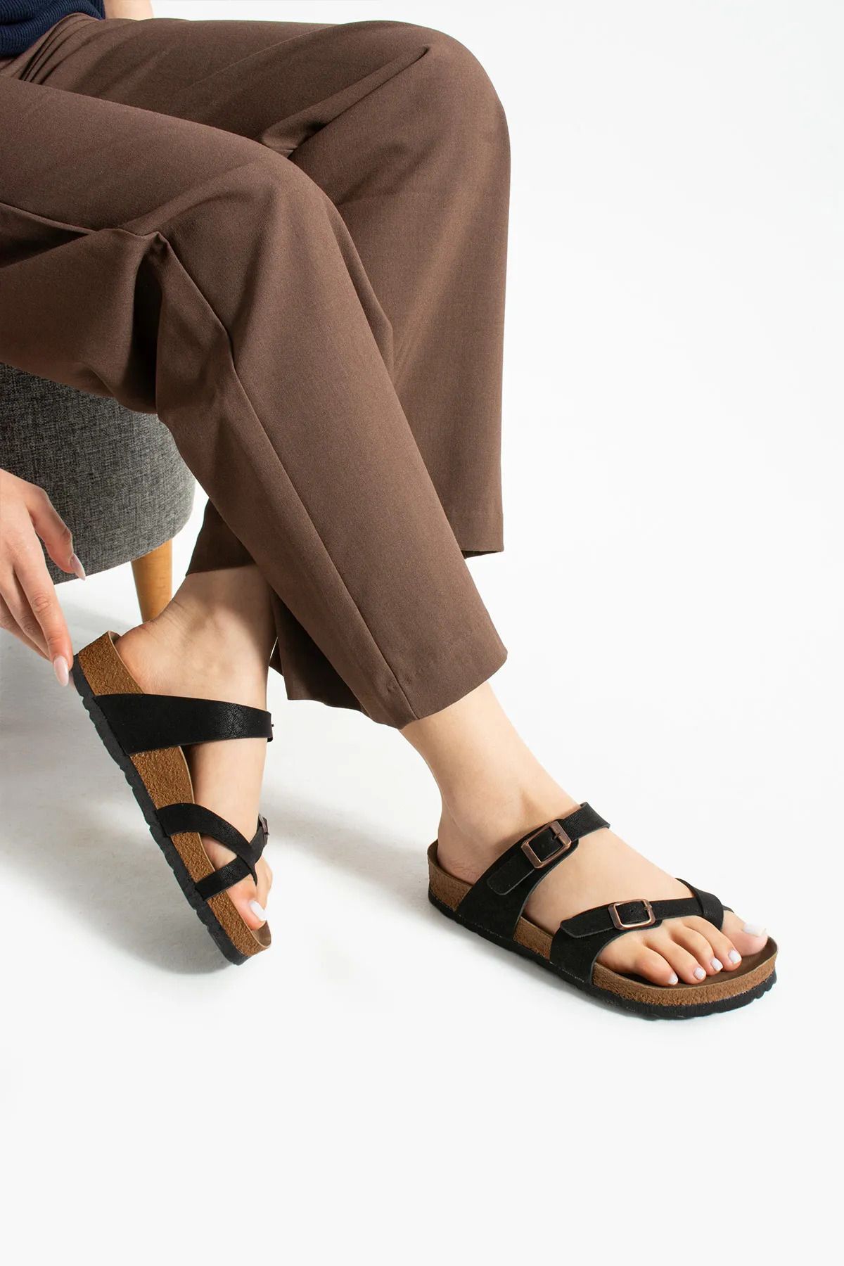 Magia Comfort Birken Mayari Model Bej Ortopedik Parmak Arası Terlik