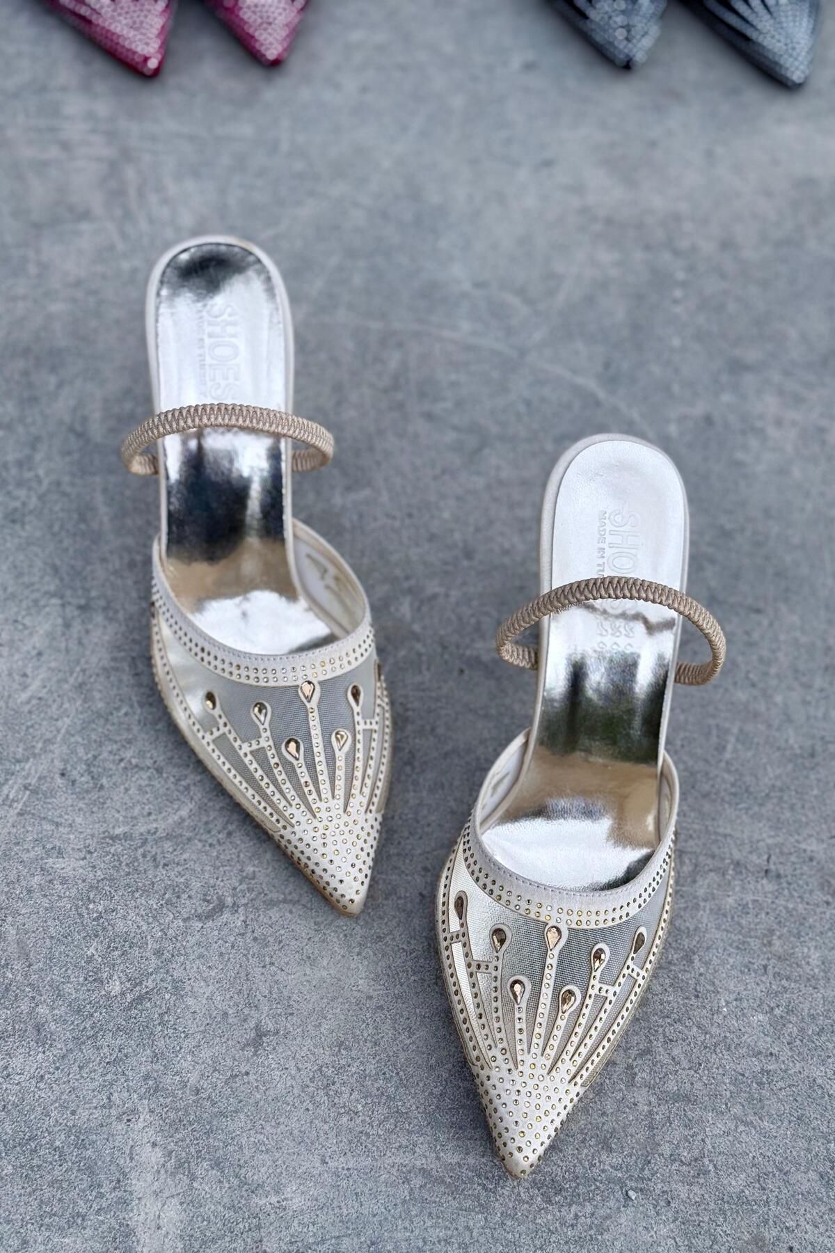 yezy shoes Kristal Taş Detaylı Kadın İnce Topuklu Stiletto