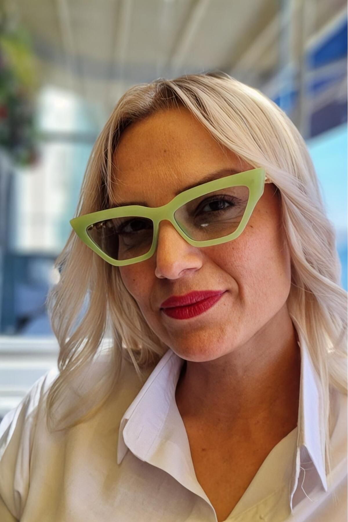 Mood Agenda Kadın Nikita Cat Eye Zincir Saplı Vintage Model Güneş Gözlüğü