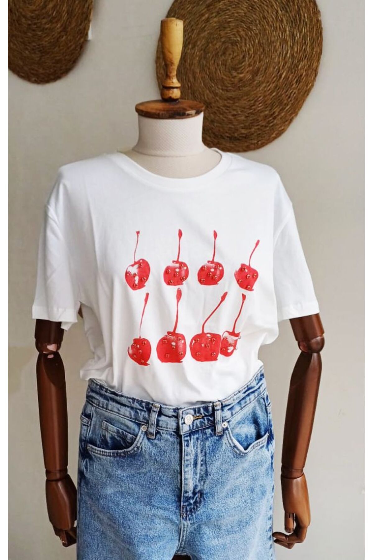 Stylife Pembe Kiraz Desenli ve Taş Baskılı Tshirt