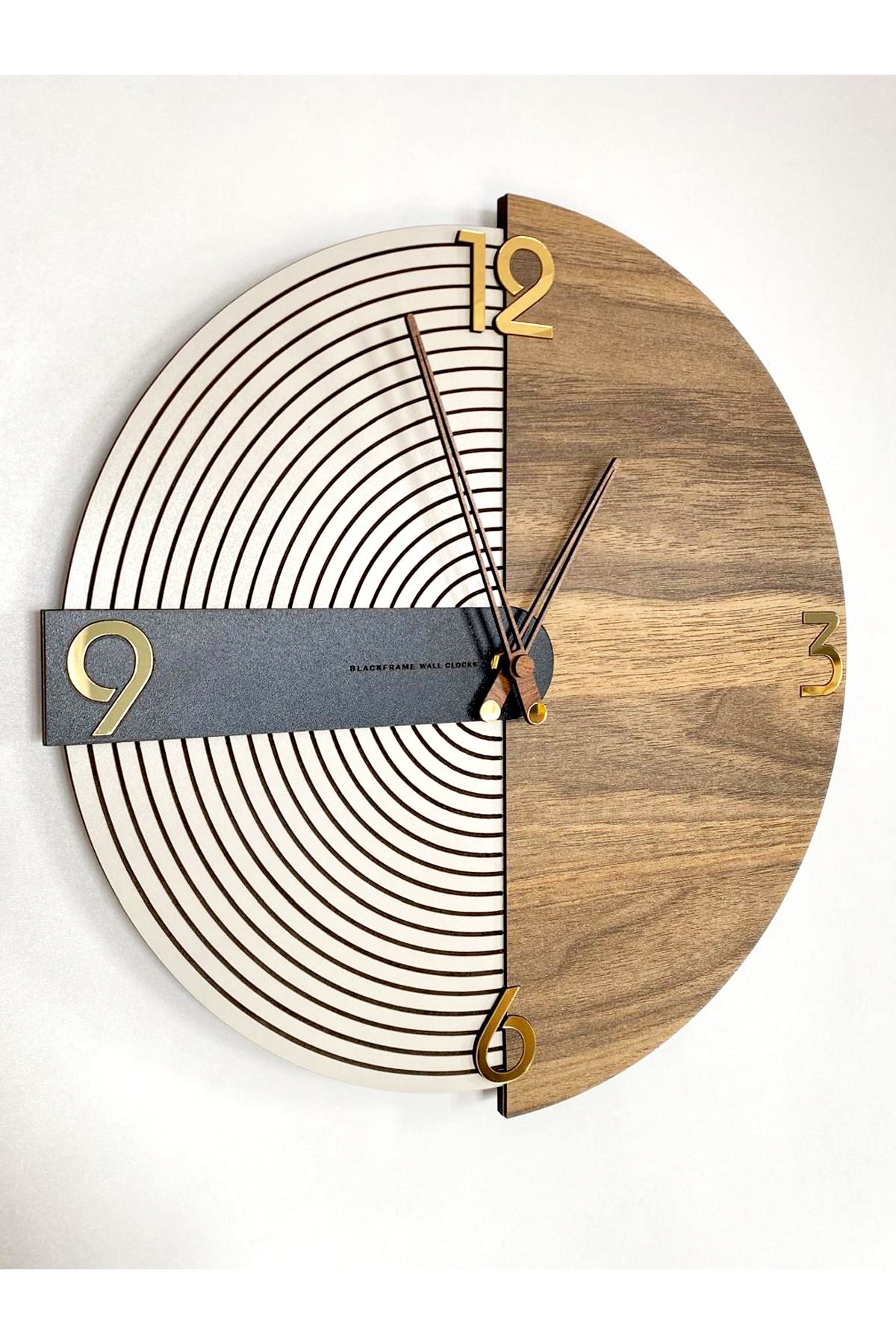 Milano Design - Özel Tasarım Duvar Saati - 40x38 Cm Gold