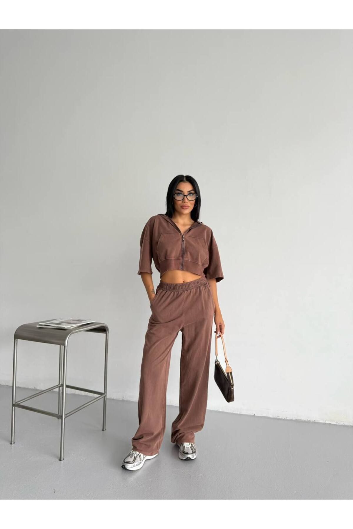Castivo Fashion UrbanEase Kadın Fermuarlı Crop Sweatshirt