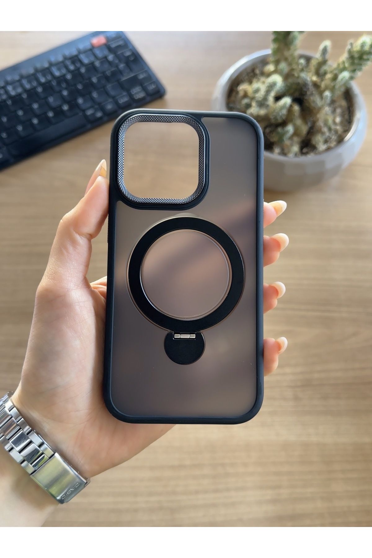 MTL iPhone 15Pro Standlı Ve MagSafe Kılıf Soocase622