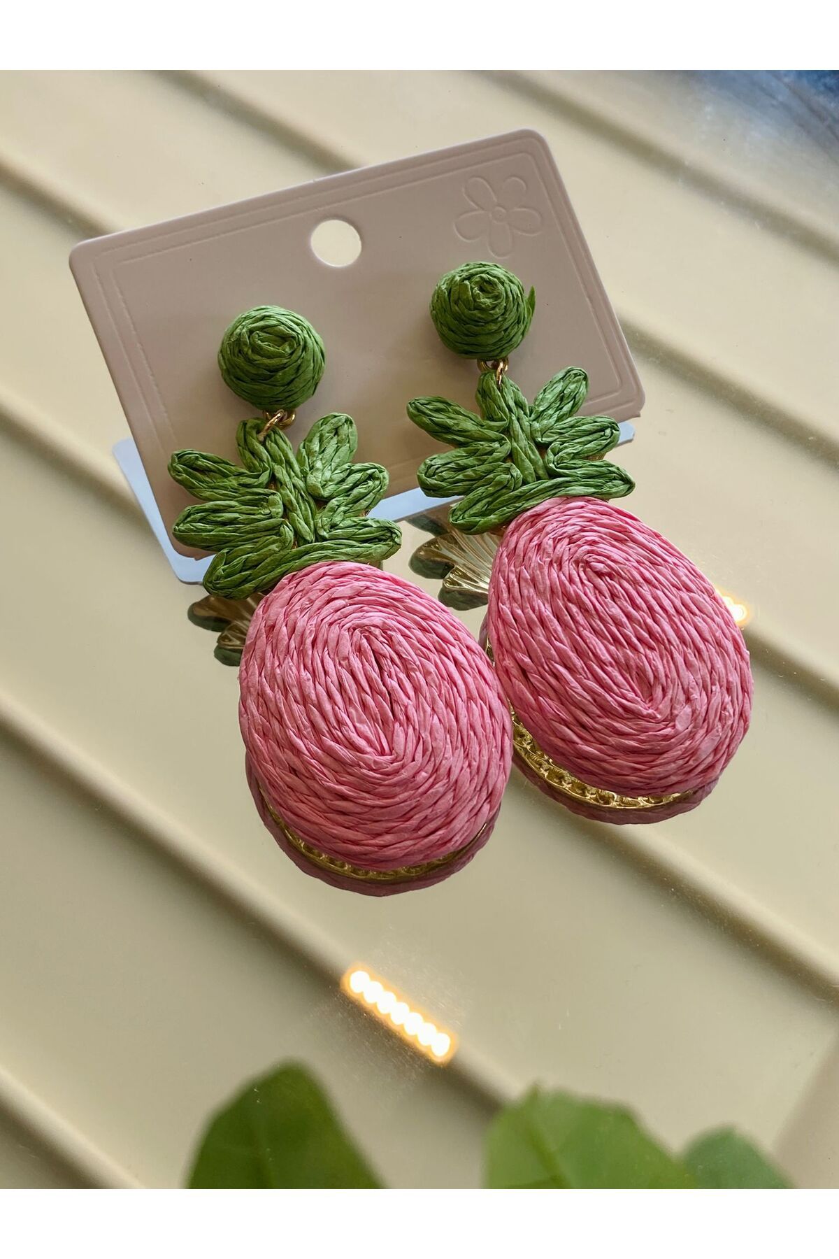 ABAKSESUAR Ananas Detaylı Hasır Küpe