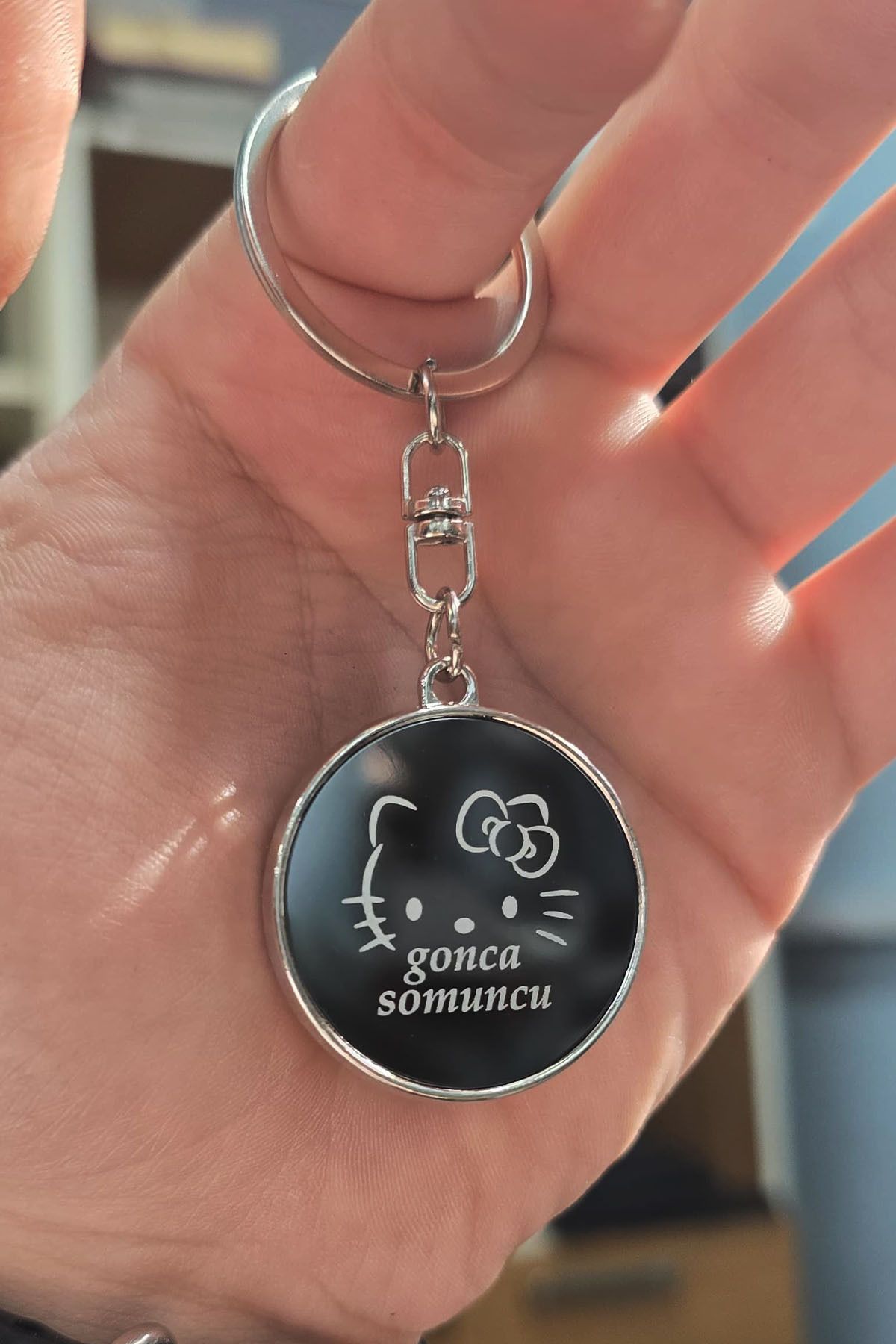 İŞTE BU Kişiye Özel İsimli Çelik Anahtarlık Kutulu Hello Kitty Baskılı