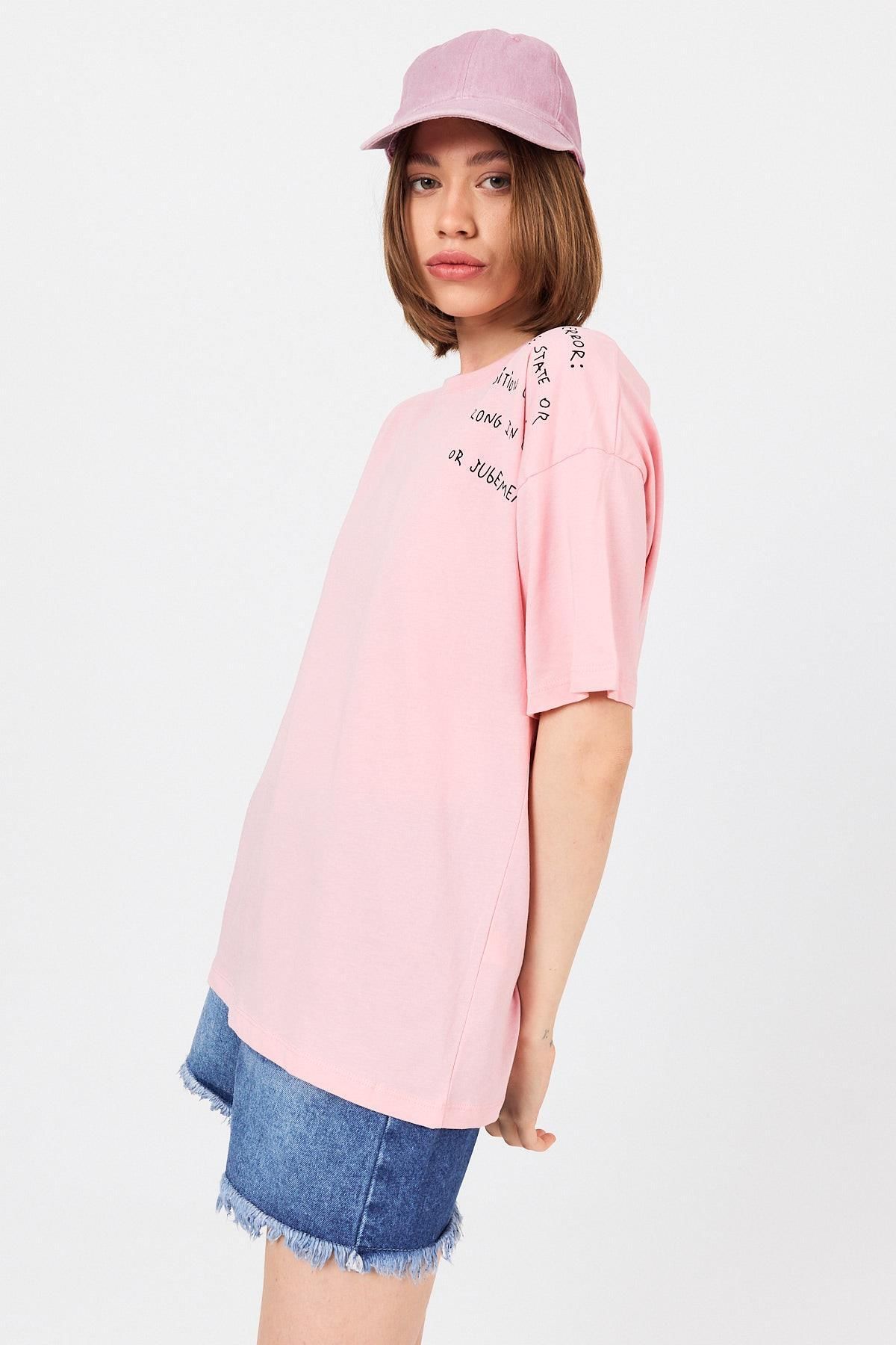 Rays Pembe Göğüs Yazı Baskılı Pamuklu Oversize Tişört 2150-31M