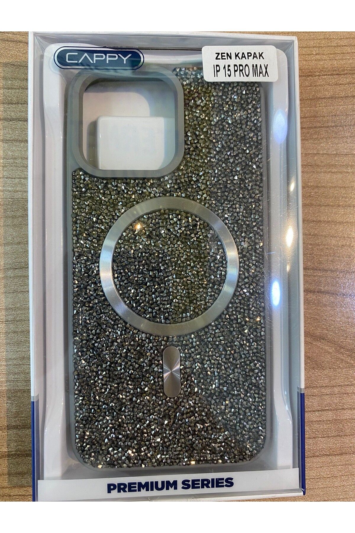 Cappy İPHONE 15 PRO MAX TAŞLI MAGSAFE KABLOSUZ ŞARJ ÖZELİKLİ KILIF /