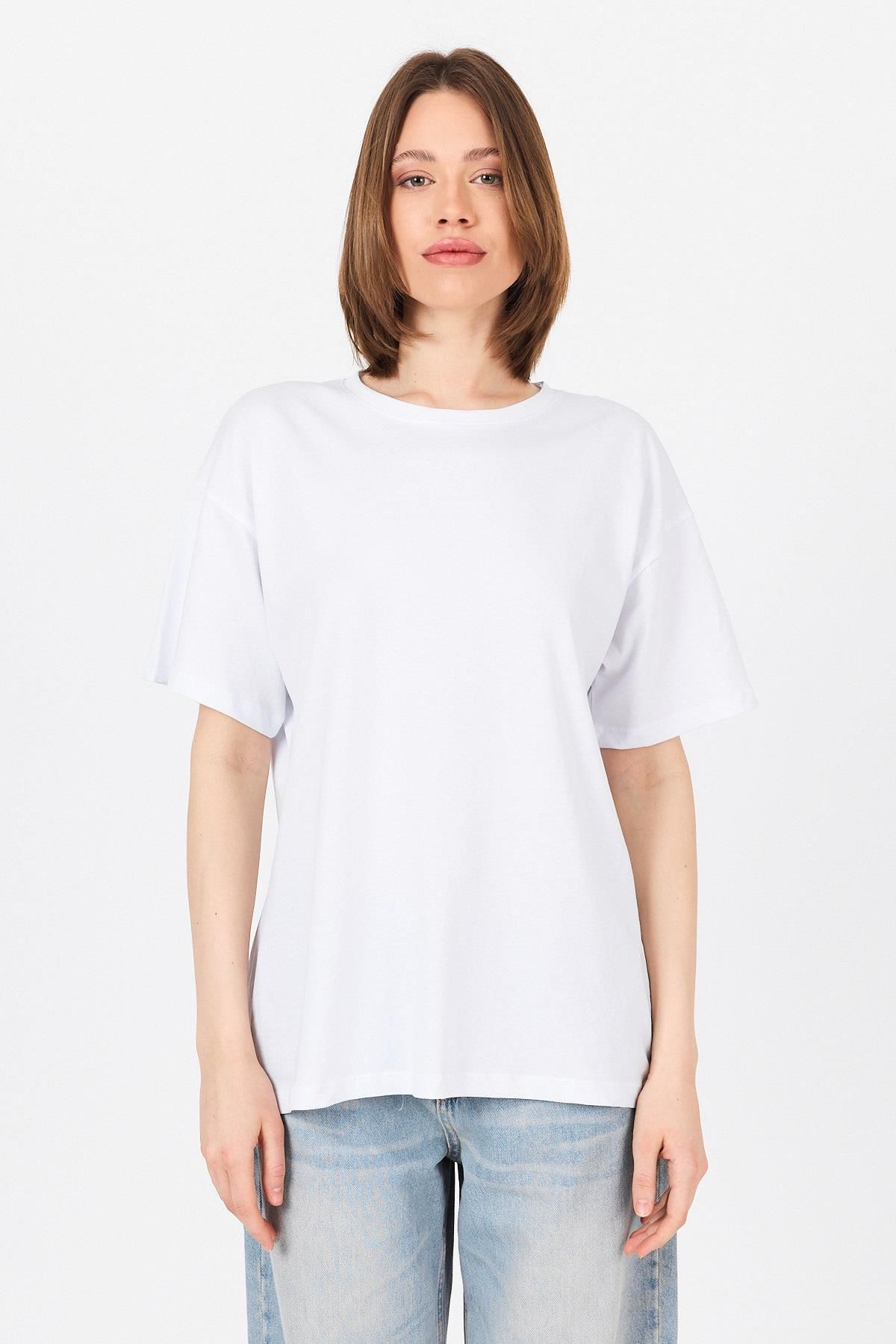 Rays Beyaz Arka Yazı Baskılı Kalpli %100 Pamuk Oversize Tişört 2150-33M