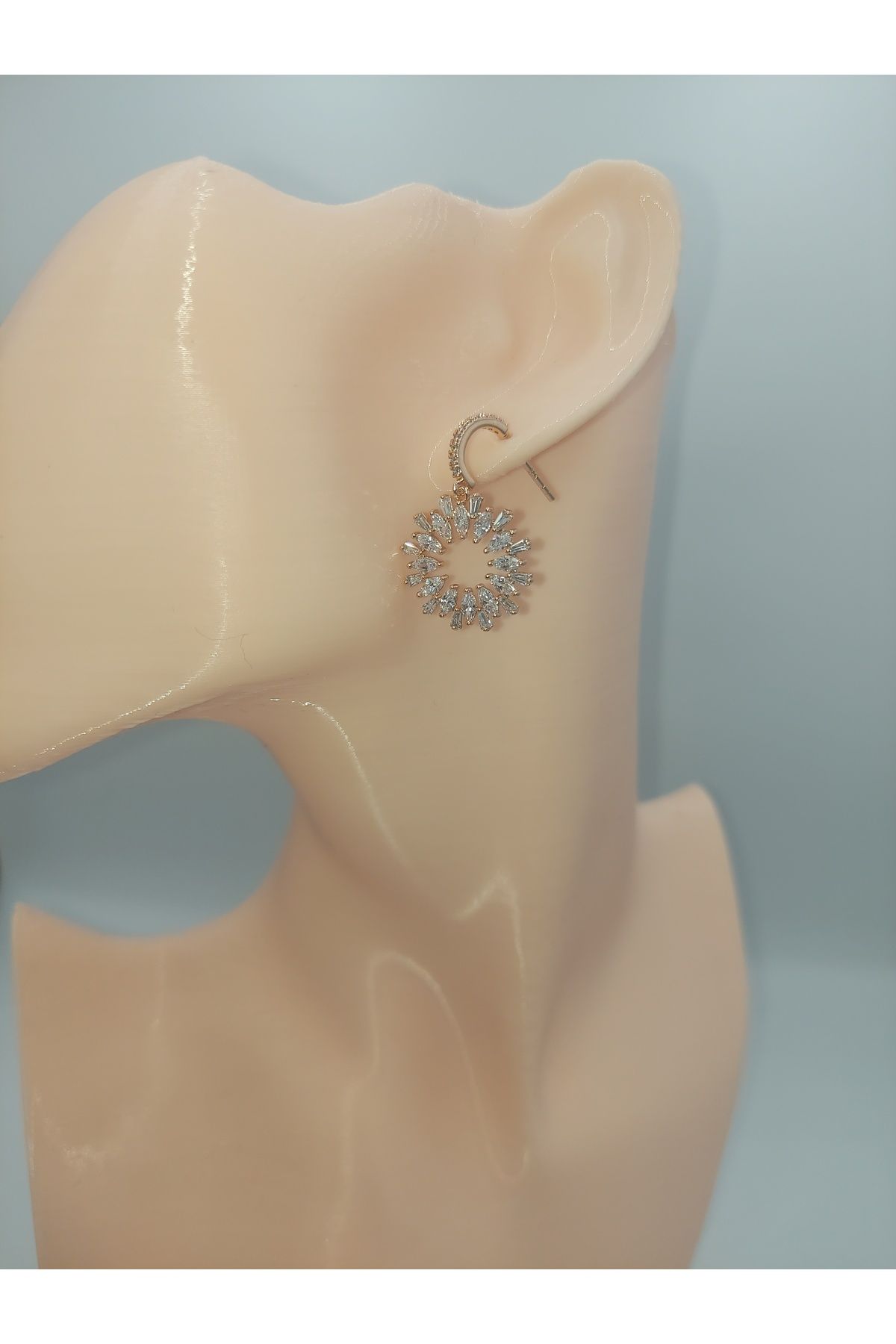 XUPING JEWELRY Xupıng Yuvarlak Taşlı Çelik Küpe