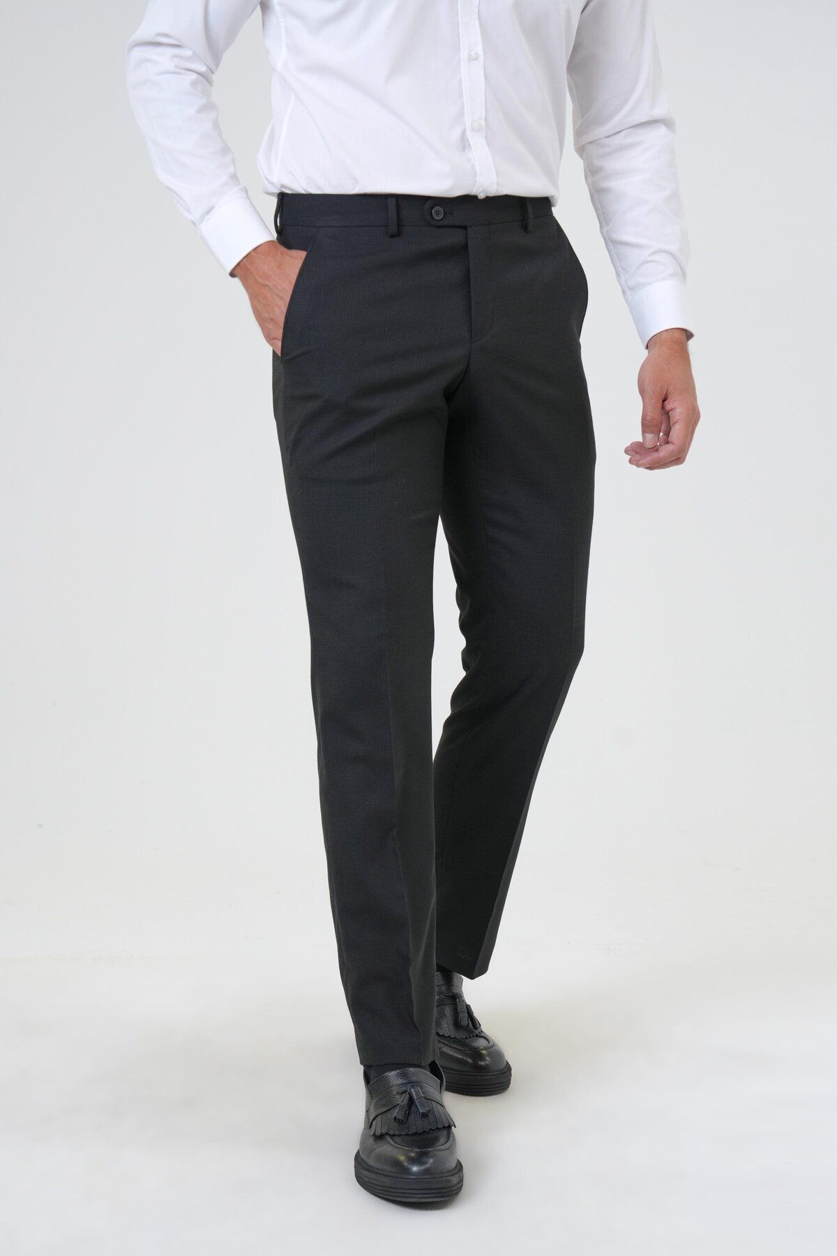 SÜVARİ-Black regular patterned fabric trousers 2