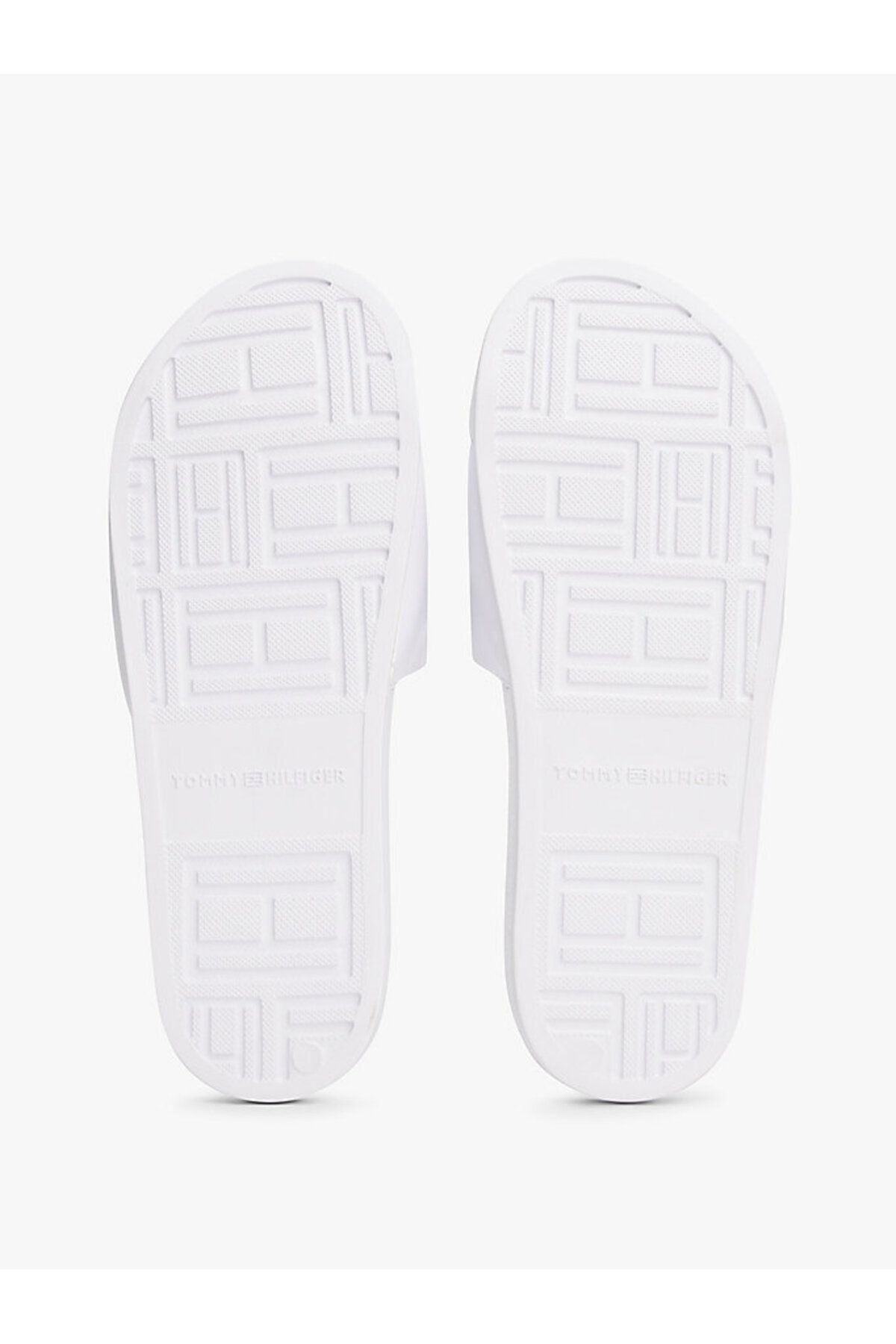Tommy Hilfiger-Hilfiger Flags Pool Slide 5