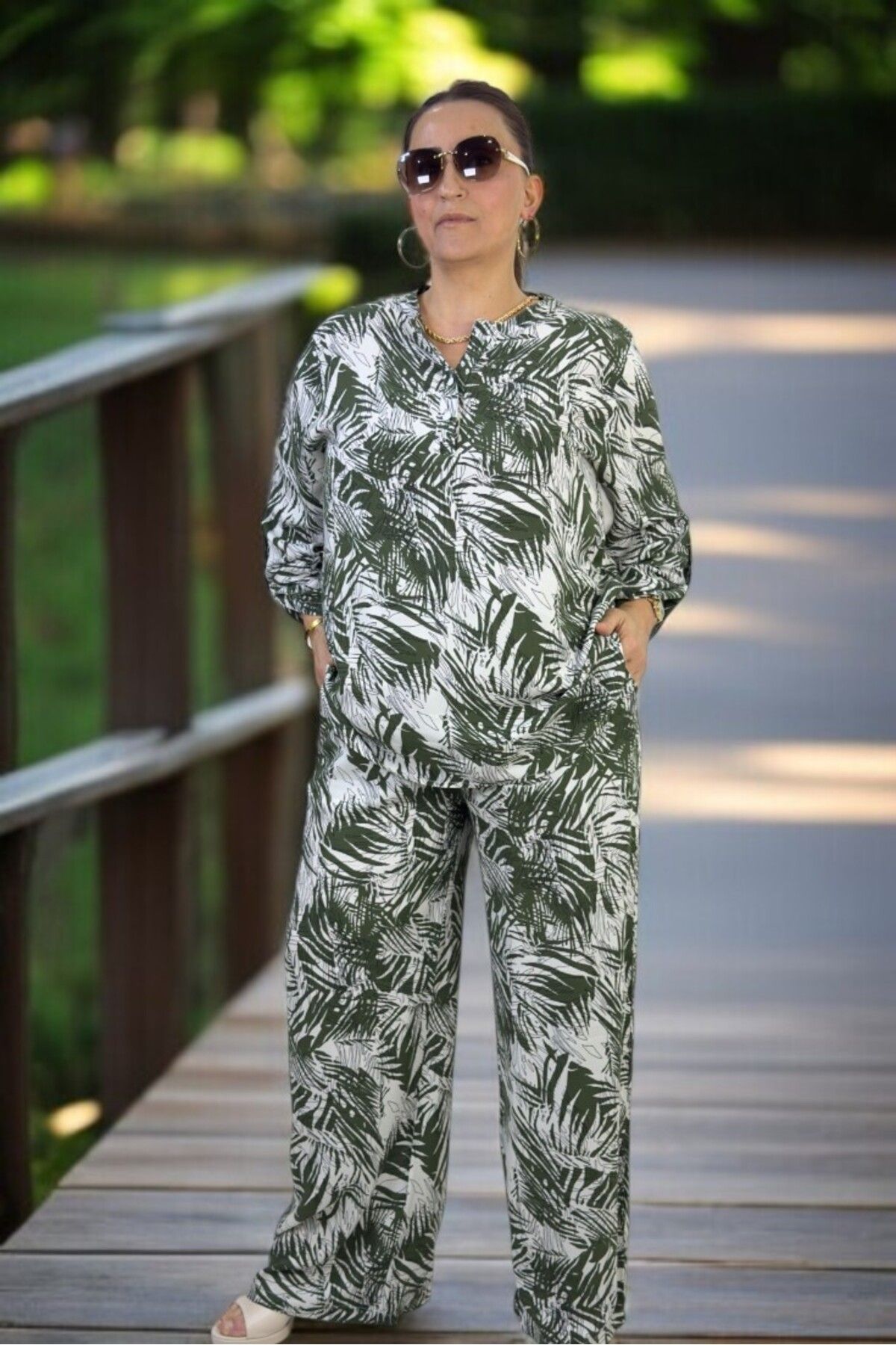 yagmurberen-Palm Print Front Half Buttoned Judge Collar Bluzel Belt Elastic Waist Trousers Large Size Double Set 7