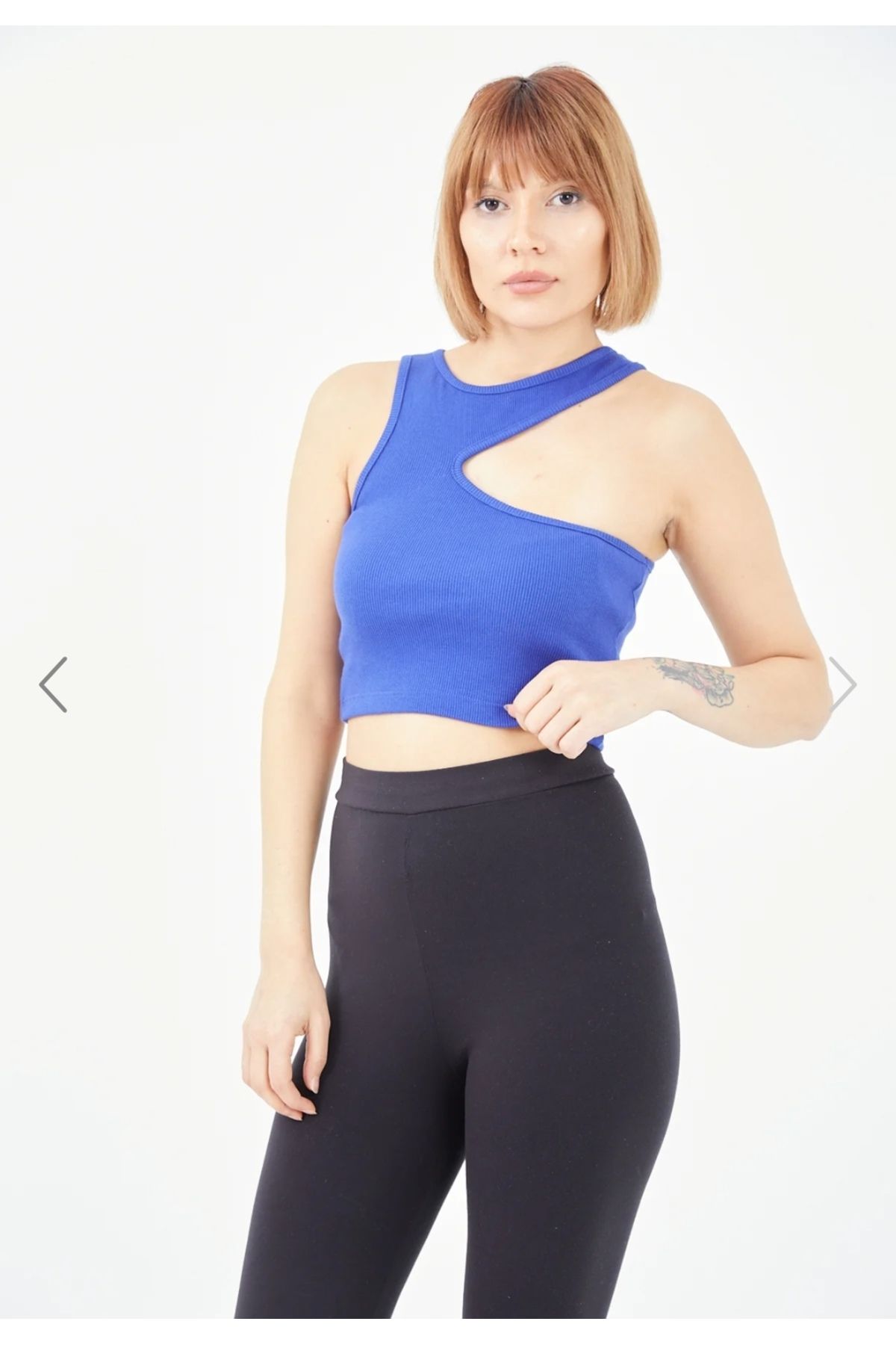 Butik Asimetrik Kesim Crop Body