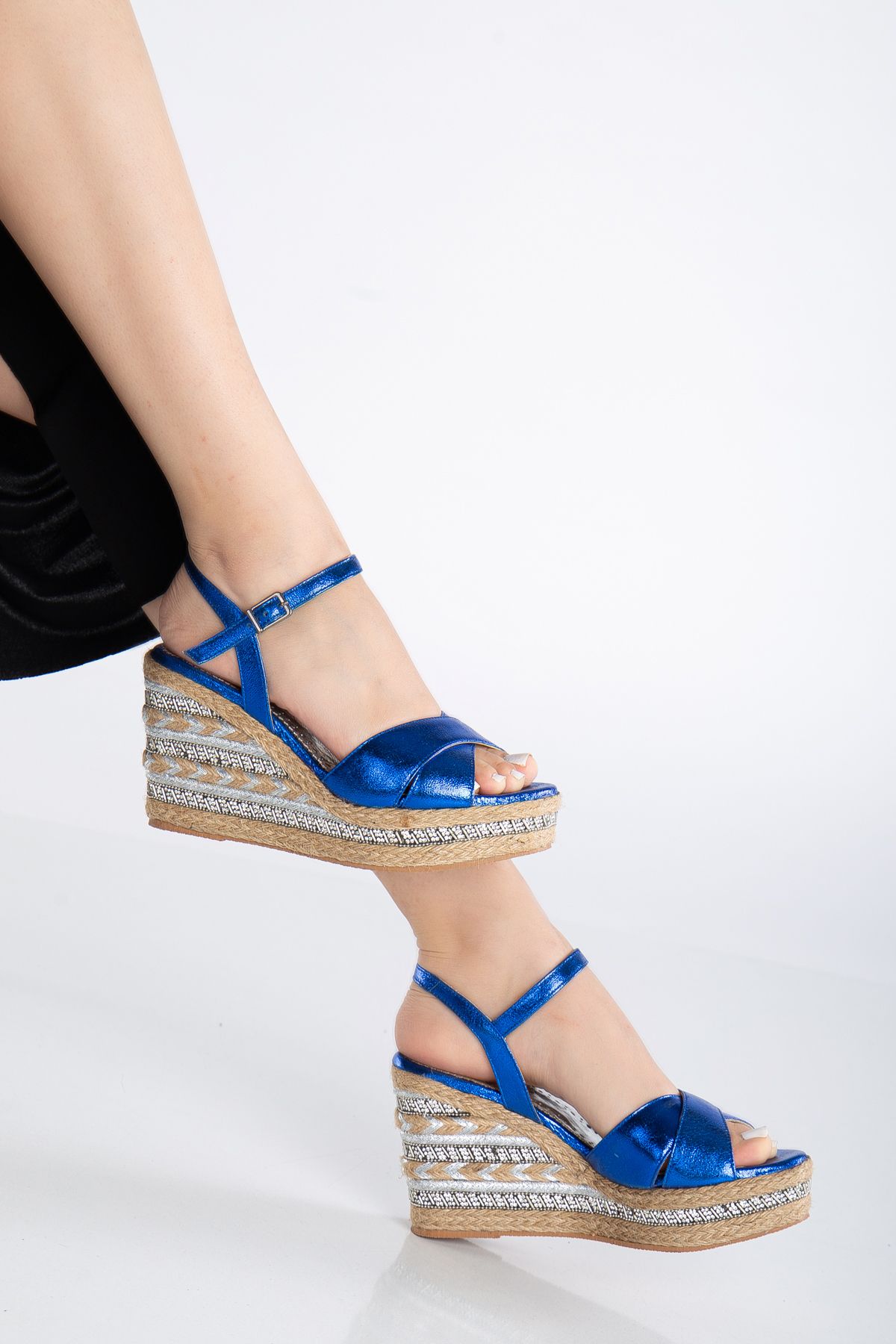 Elile Shoes Hakiki Deri 33 Numaradan 45 numaraya Kadar Dolgu Topuk Sandalet