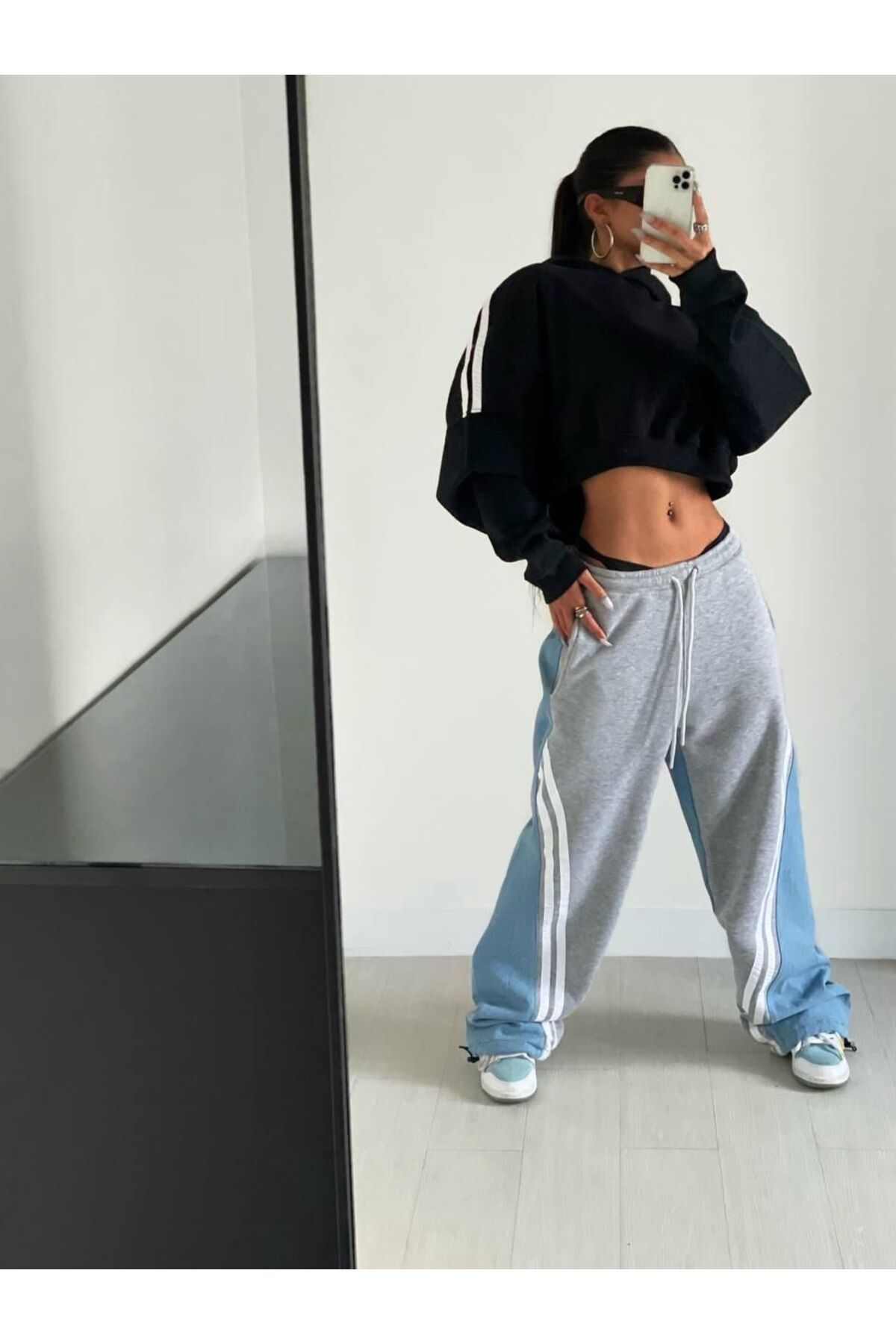 holmwear Beyaz Şerit Detaylı Mavi Kot Parçalı Düşük Bel Baggy Pantolon