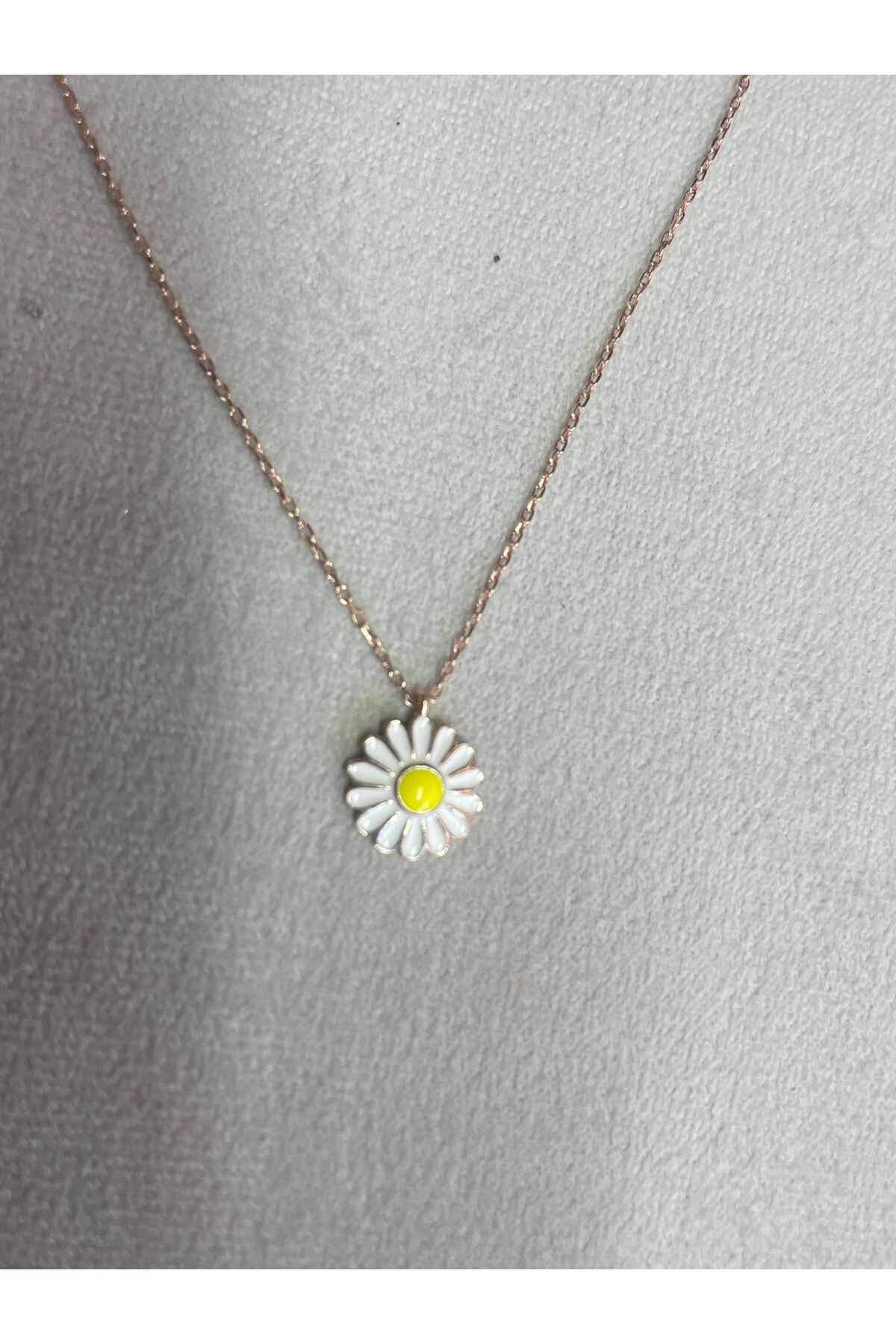 SOF gümüş çiçek motif kolye