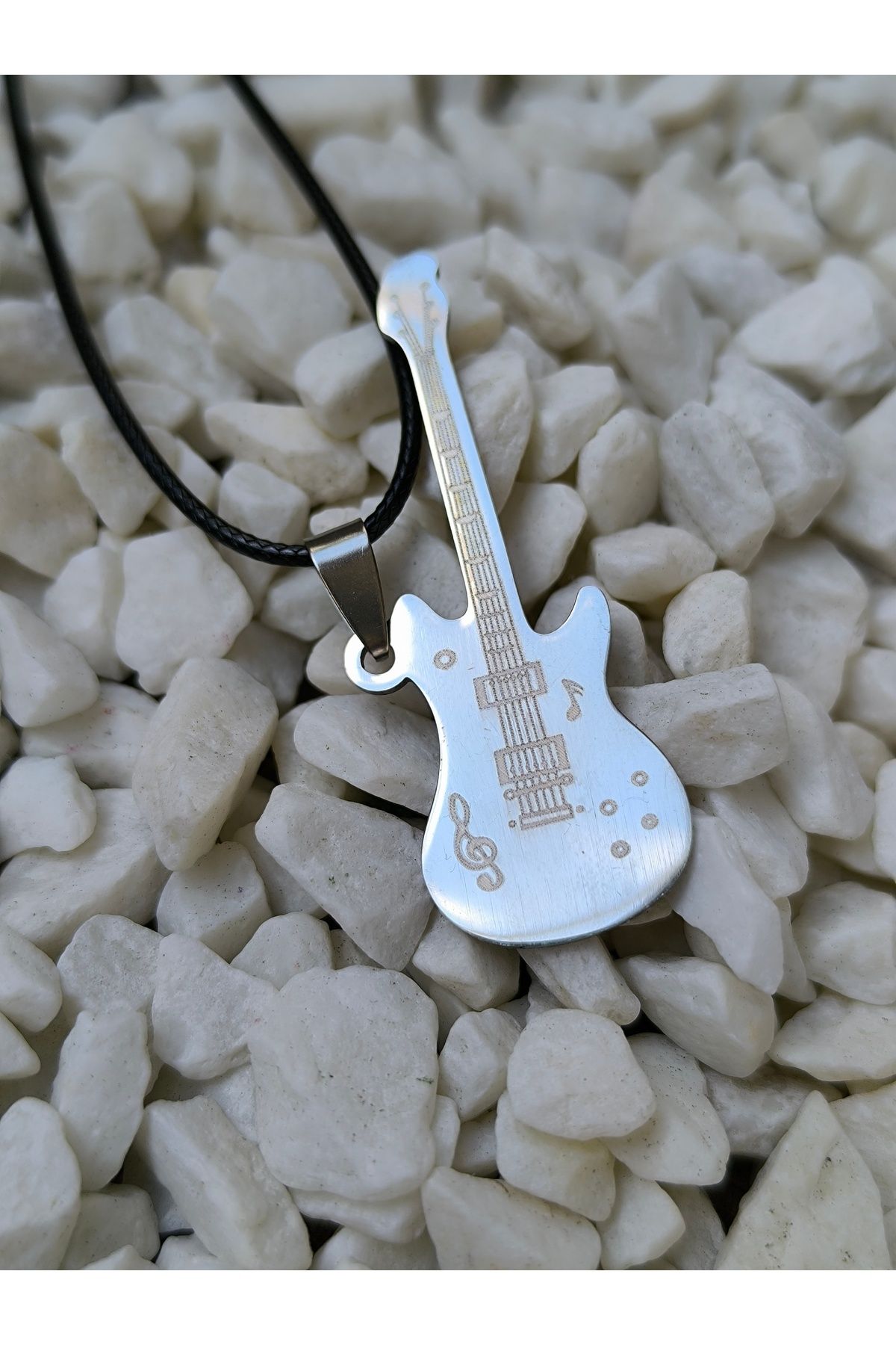 Esey Dizayn Gitar Çelik Kolye