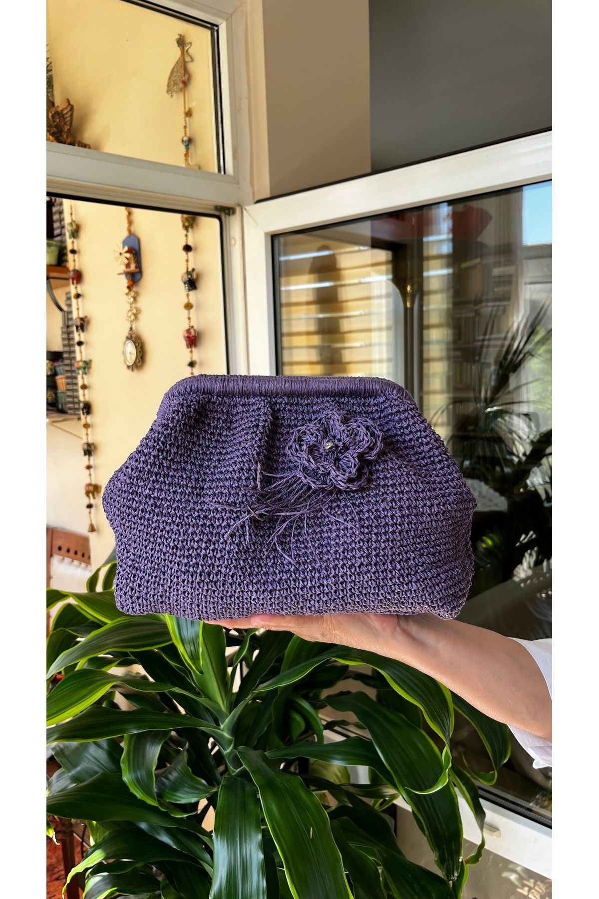 pulur.co Lila Çiçek Detaylı Astarlı El Yapımı Tığ İşi Clutch Çanta Gizli Burslu El Çantası